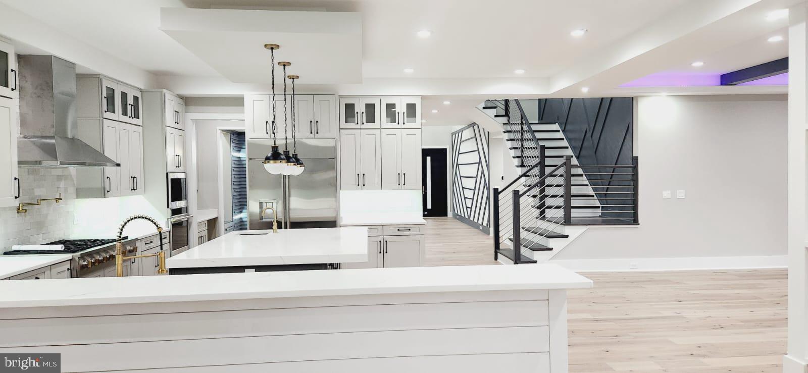 PIMMIT HILLS - Residential