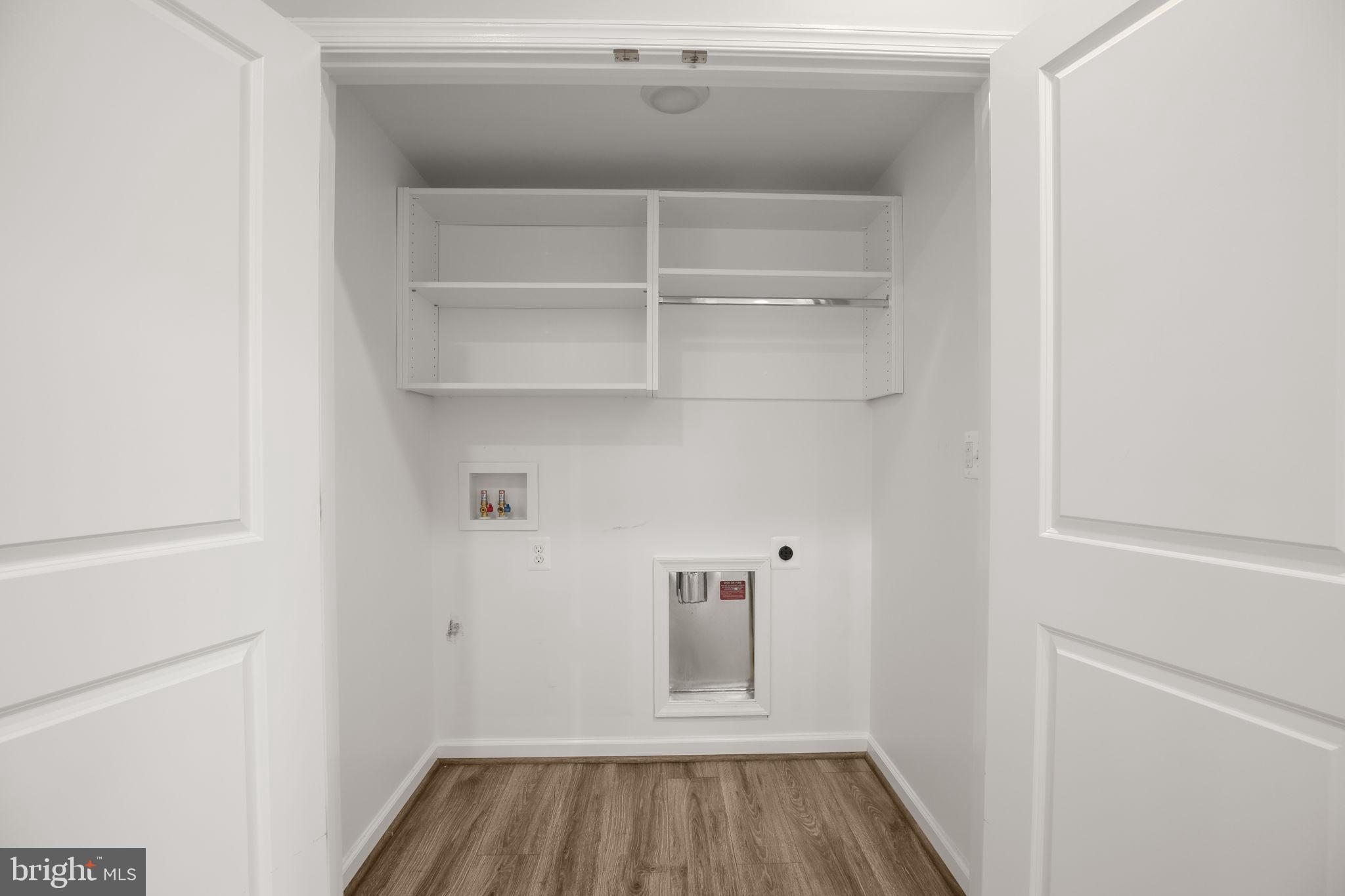 BEARINGTON ESTATES - Residential