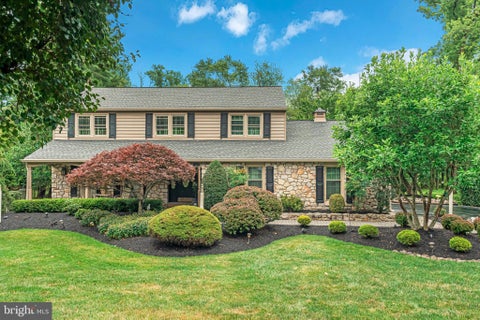 Homes For Sale - 259 Schan Drive<br/> SOUTHAMPTON, PA 18966