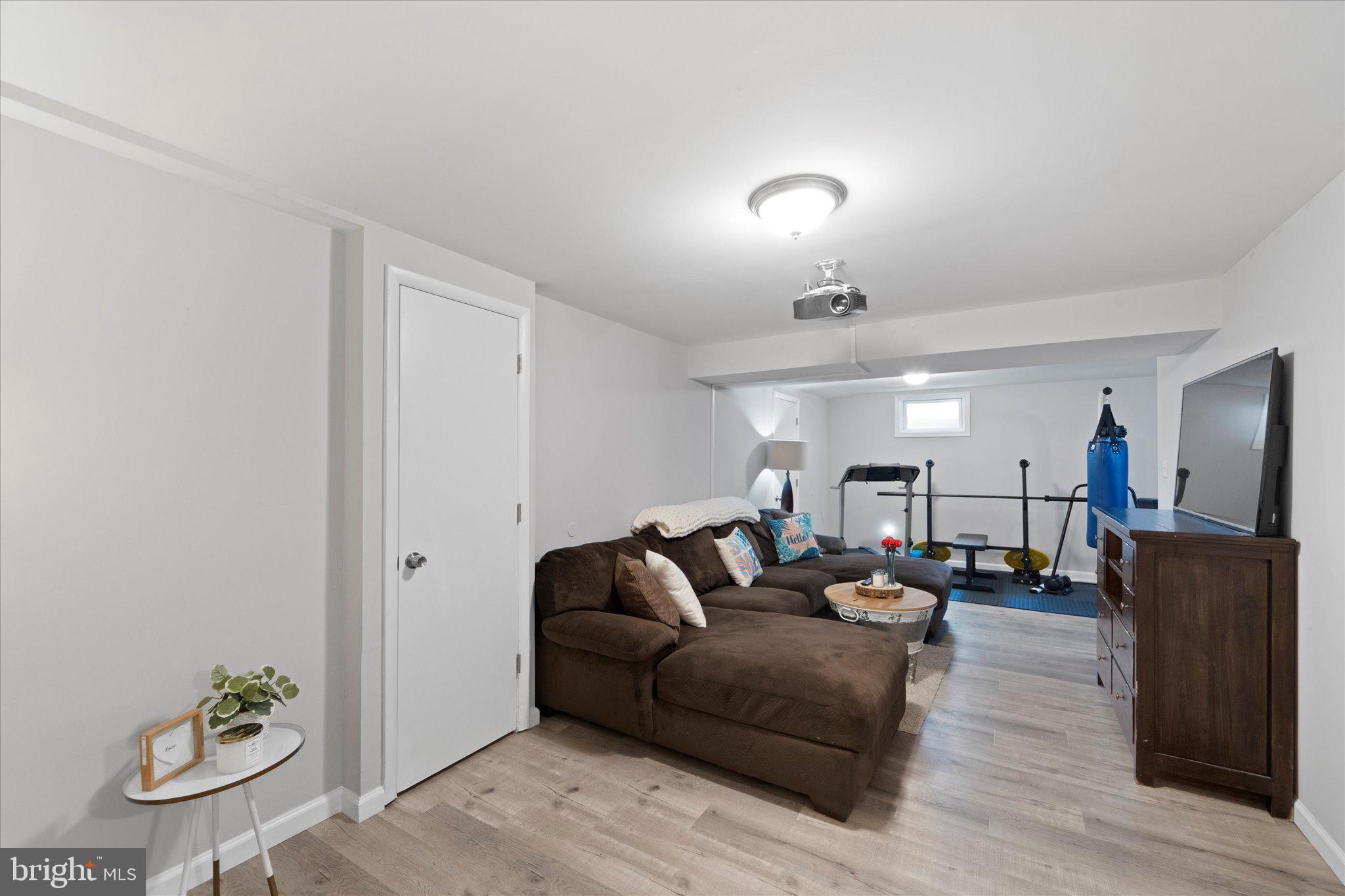 TANTALLON ON THE POTOMAC - Residential