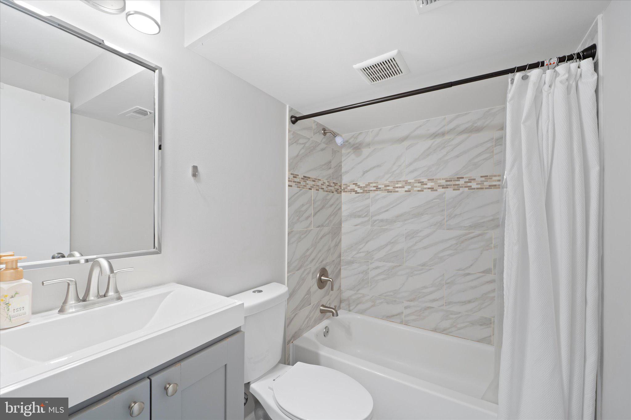 TANTALLON ON THE POTOMAC - Residential