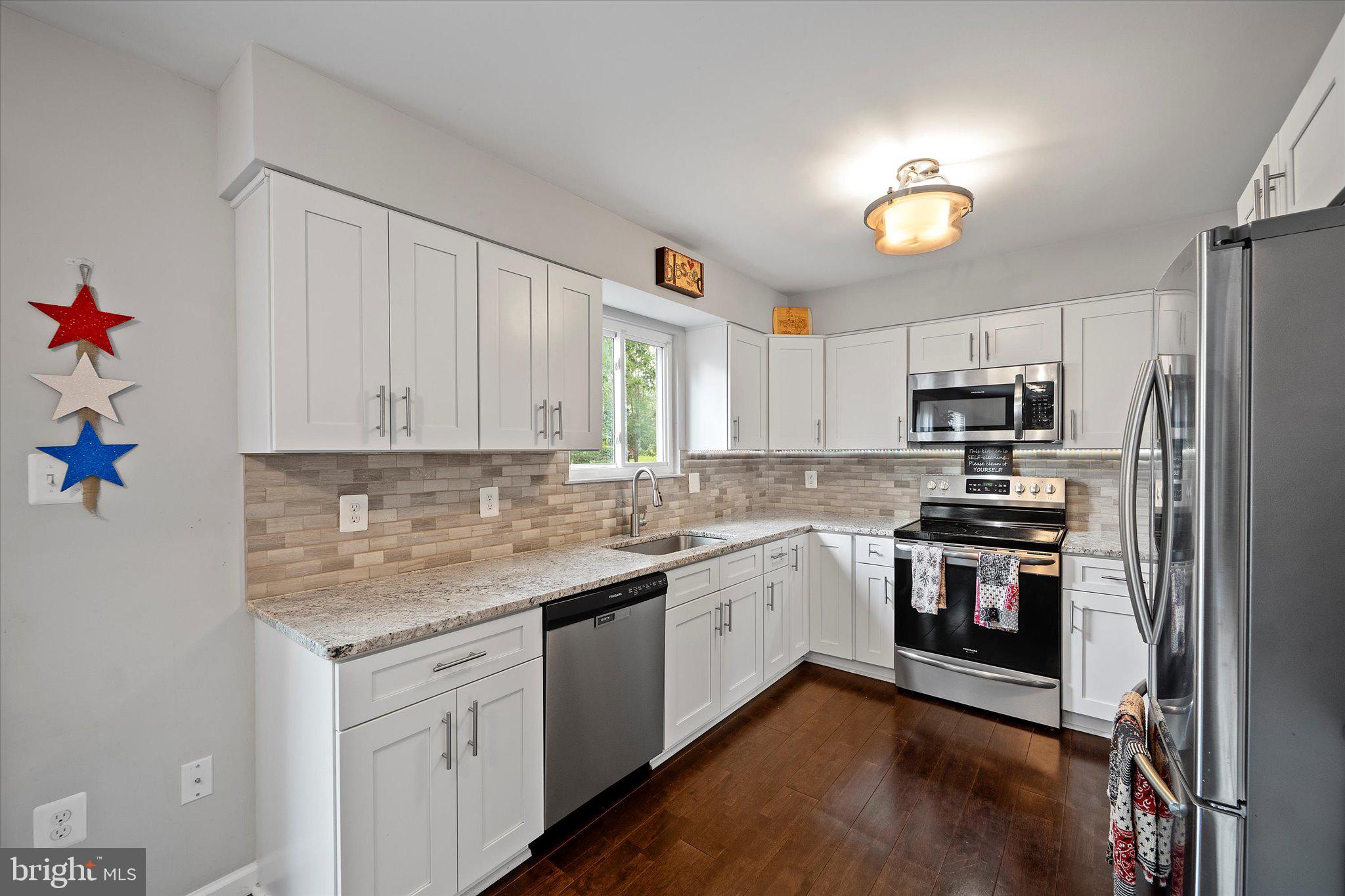 TANTALLON ON THE POTOMAC - Residential