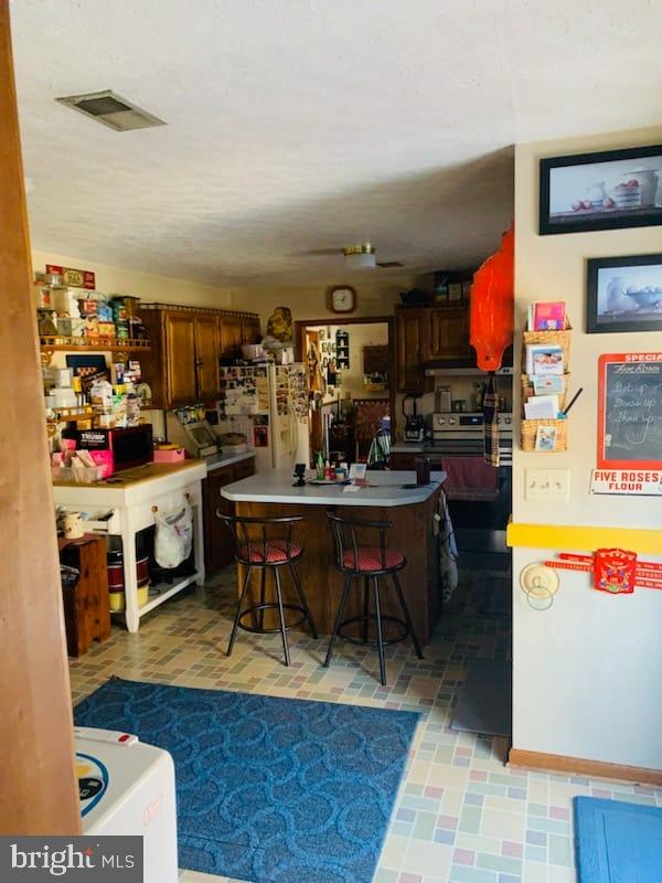 CHENOWETH HILLS - Residential