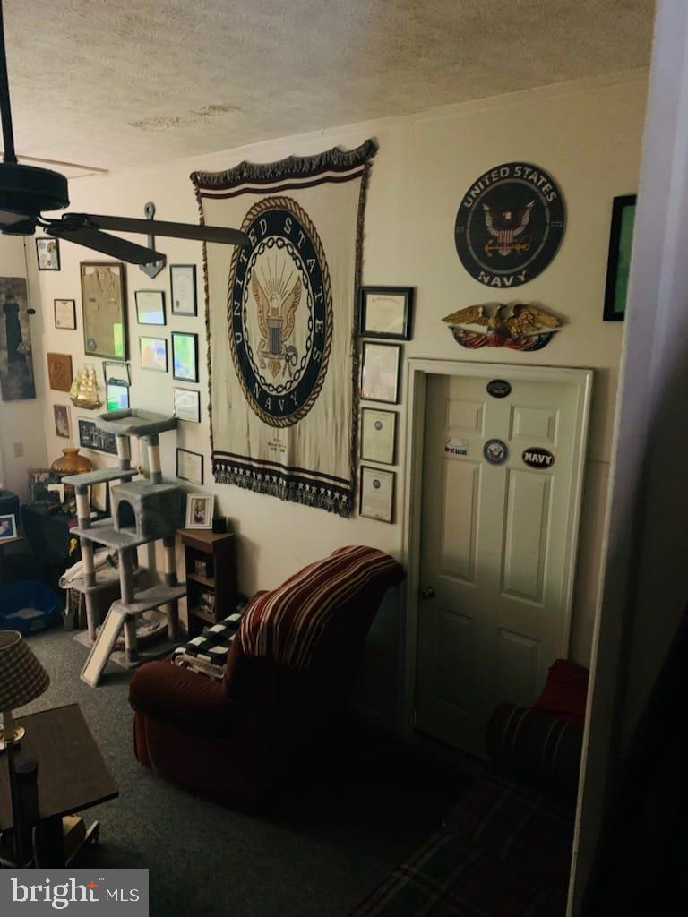 CHENOWETH HILLS - Residential