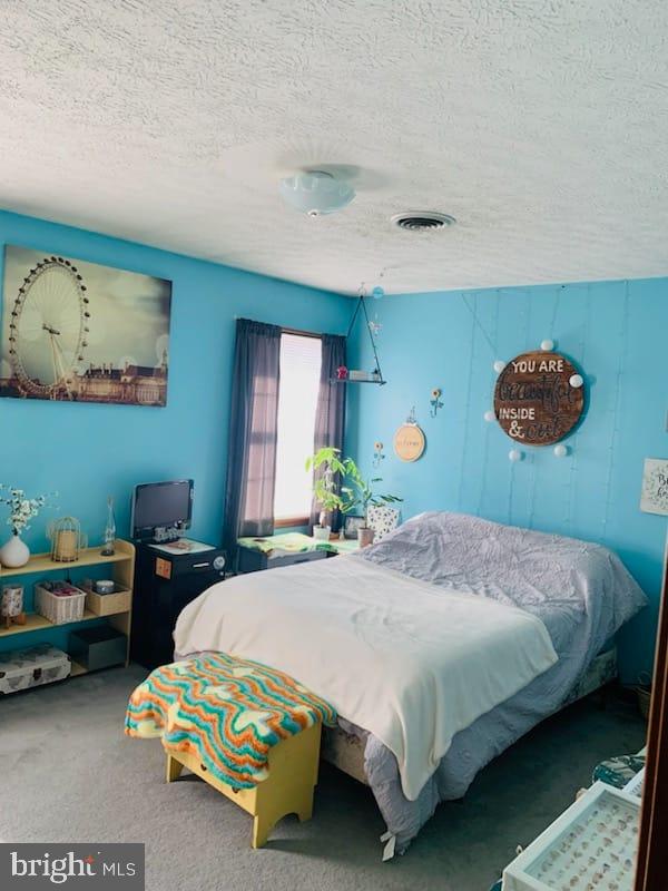 CHENOWETH HILLS - Residential