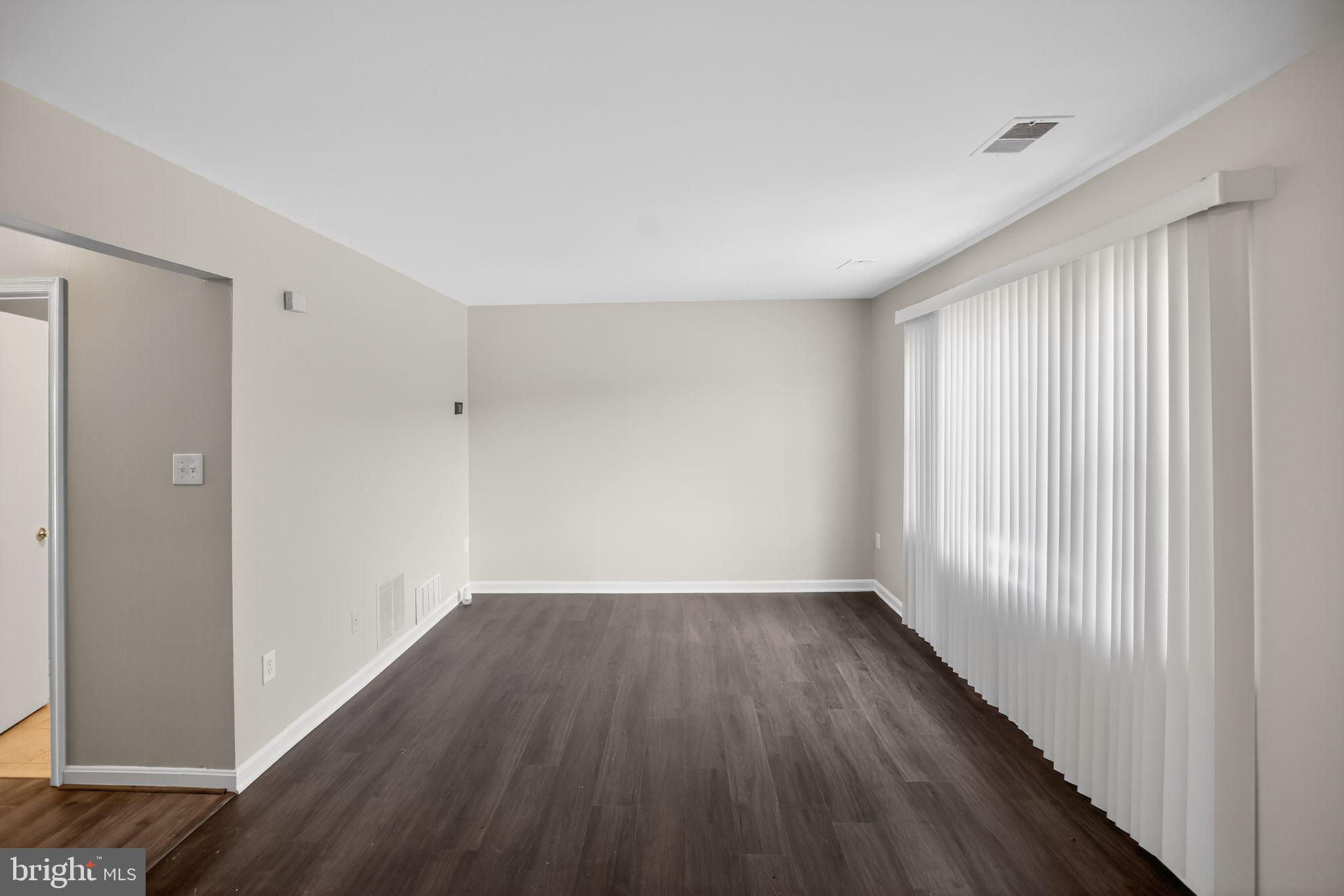 11246 KETTERING PLACE