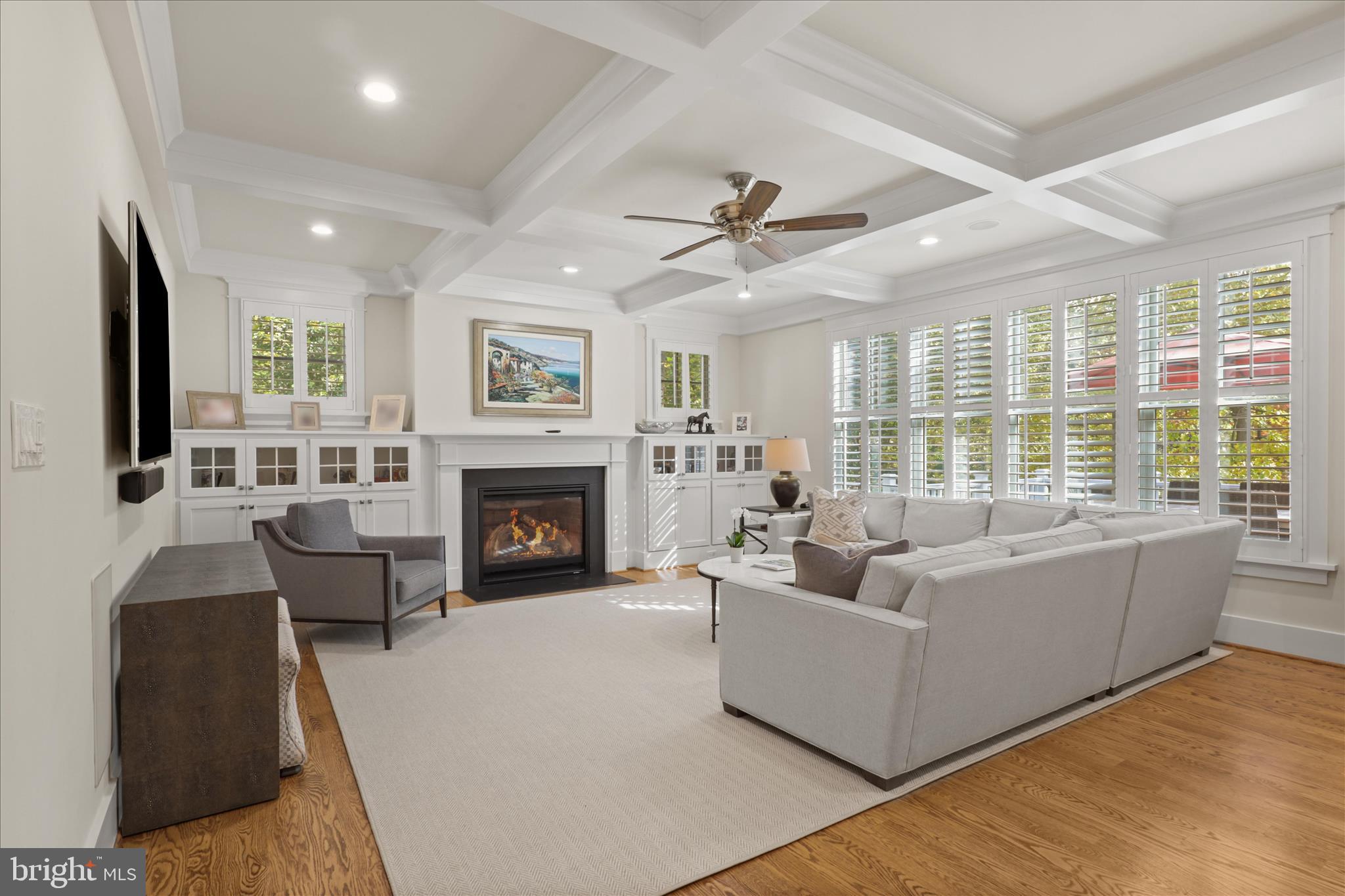 RIVERWOOD - Residential