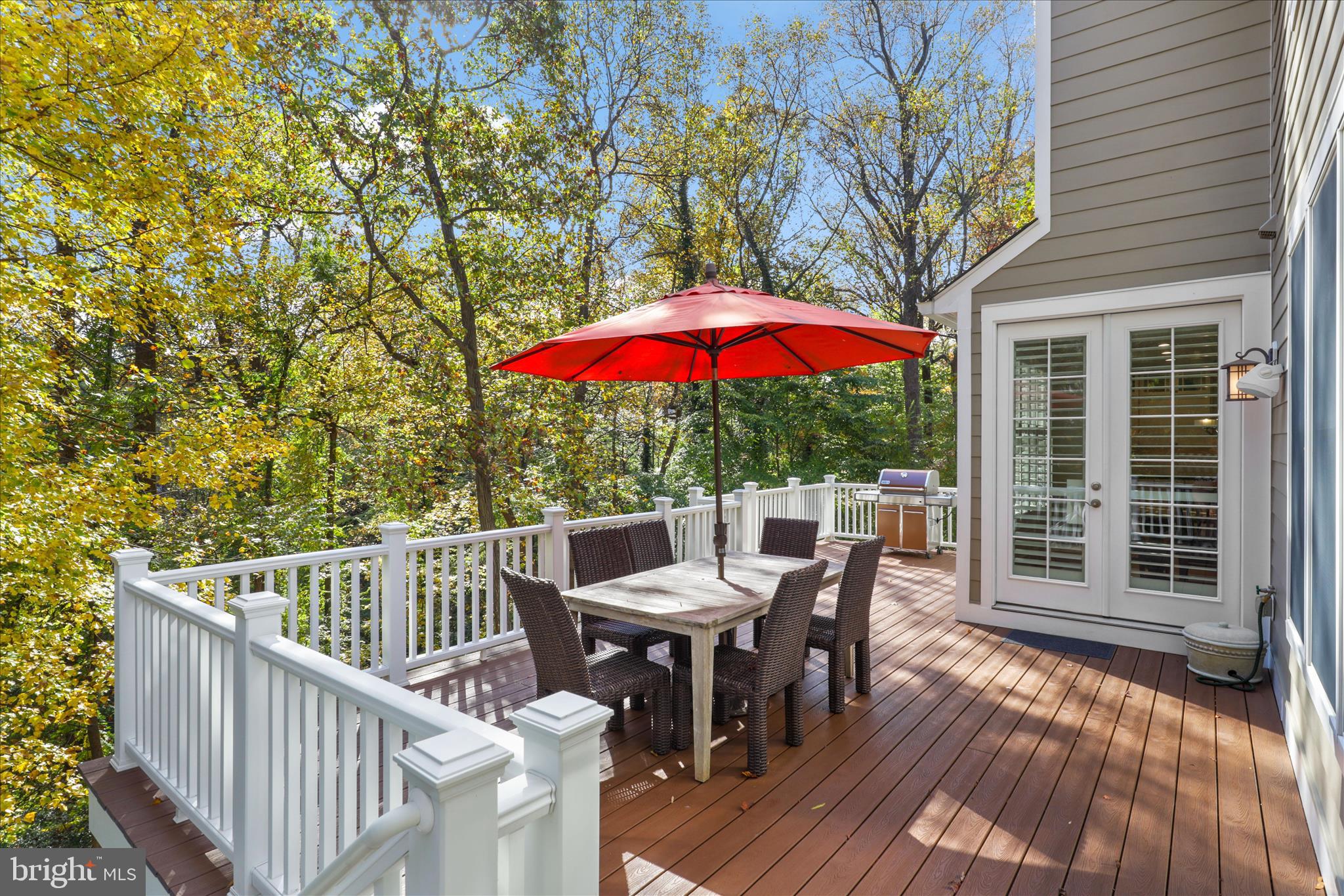 RIVERWOOD - Residential