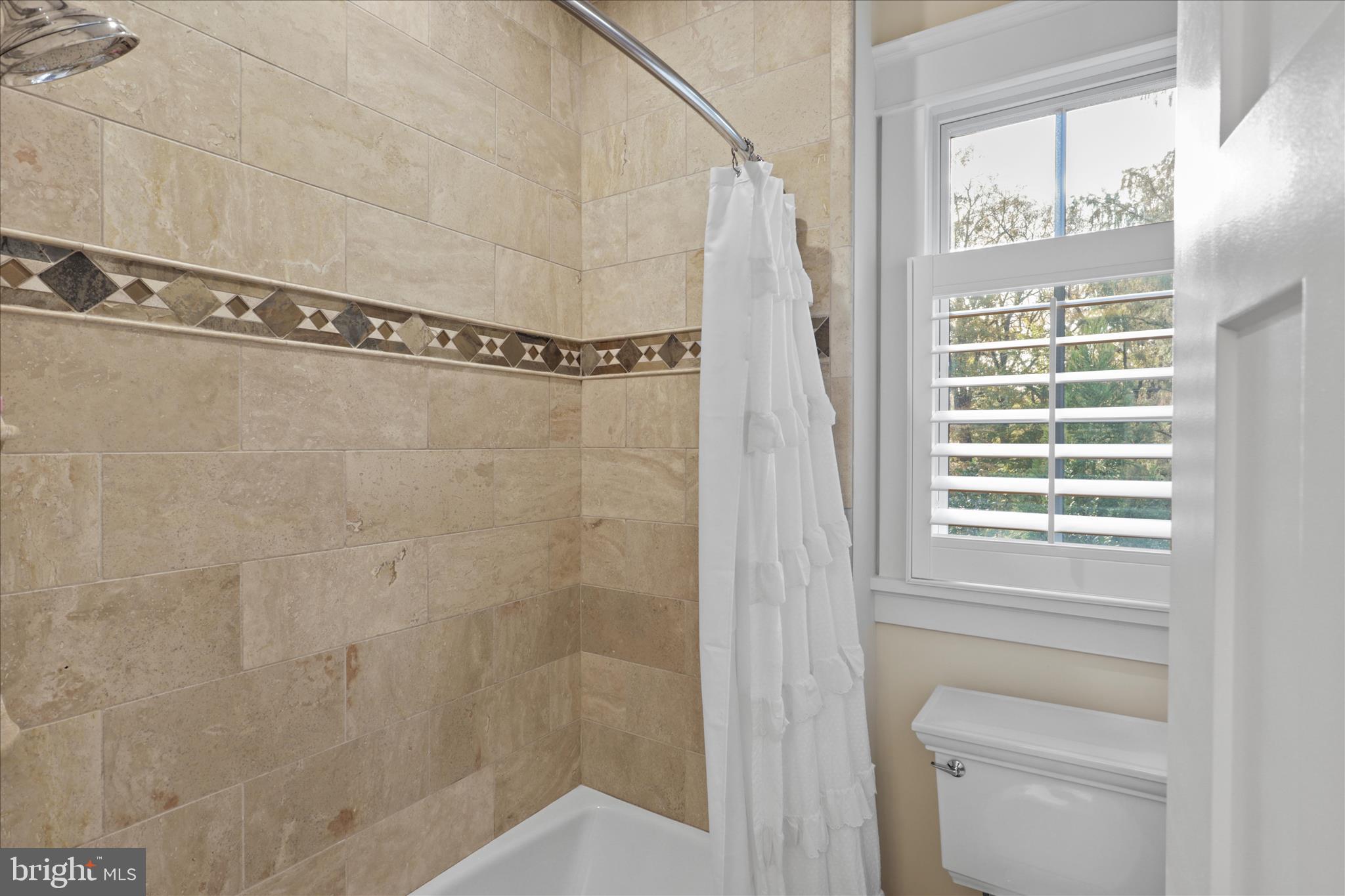 RIVERWOOD - Residential