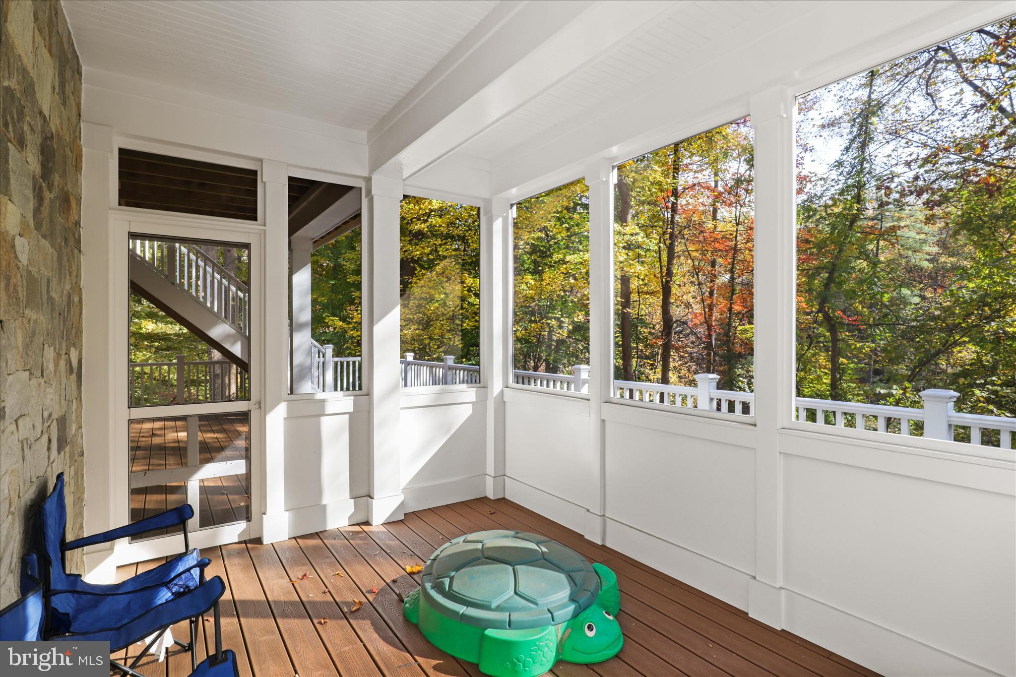 RIVERWOOD - Residential