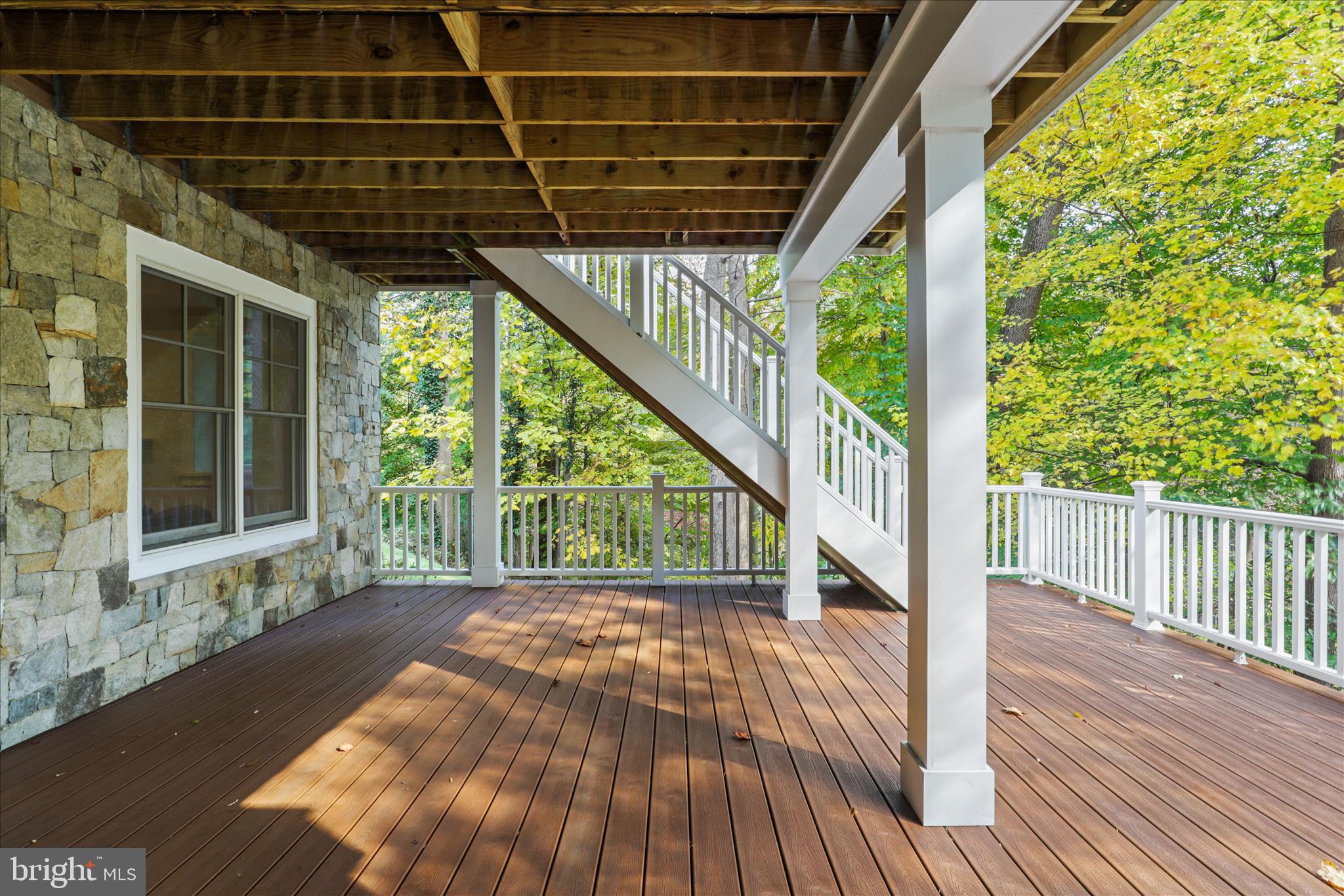 RIVERWOOD - Residential