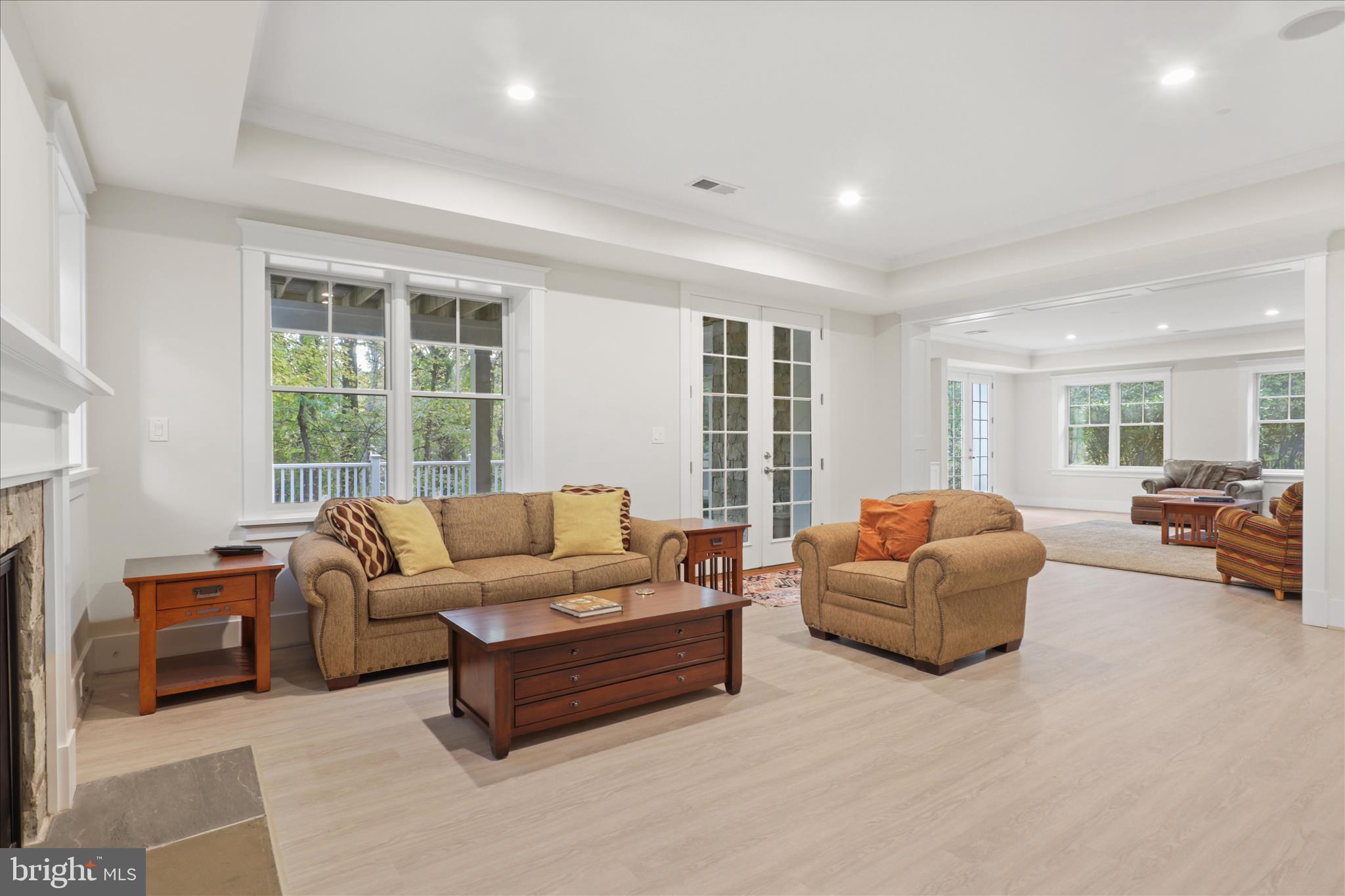 RIVERWOOD - Residential