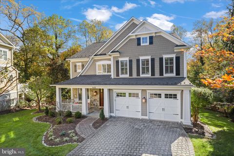 Photo of 3601 27th Street N, ARLINGTON, VA 22207 (MLS # VAAR2065238)