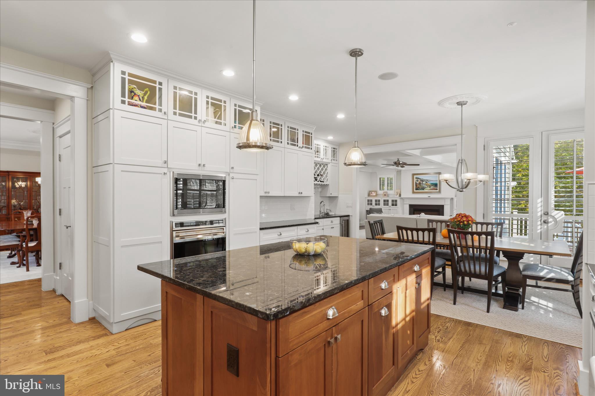 RIVERWOOD - Residential