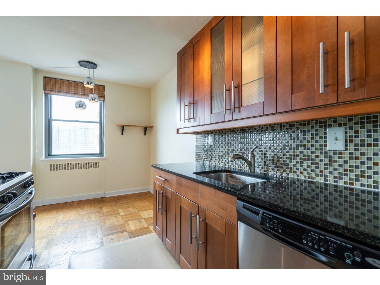 ART MUSEUM AREA - Residential Lease