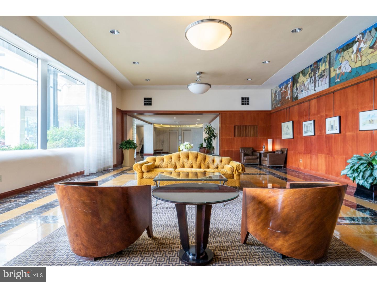 ART MUSEUM AREA - Residential Lease
