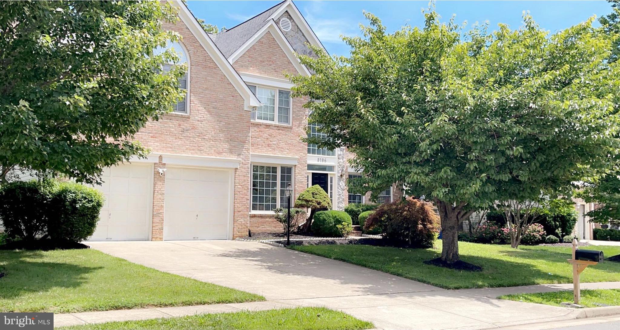 MADRILLON OAKS - Residential Lease