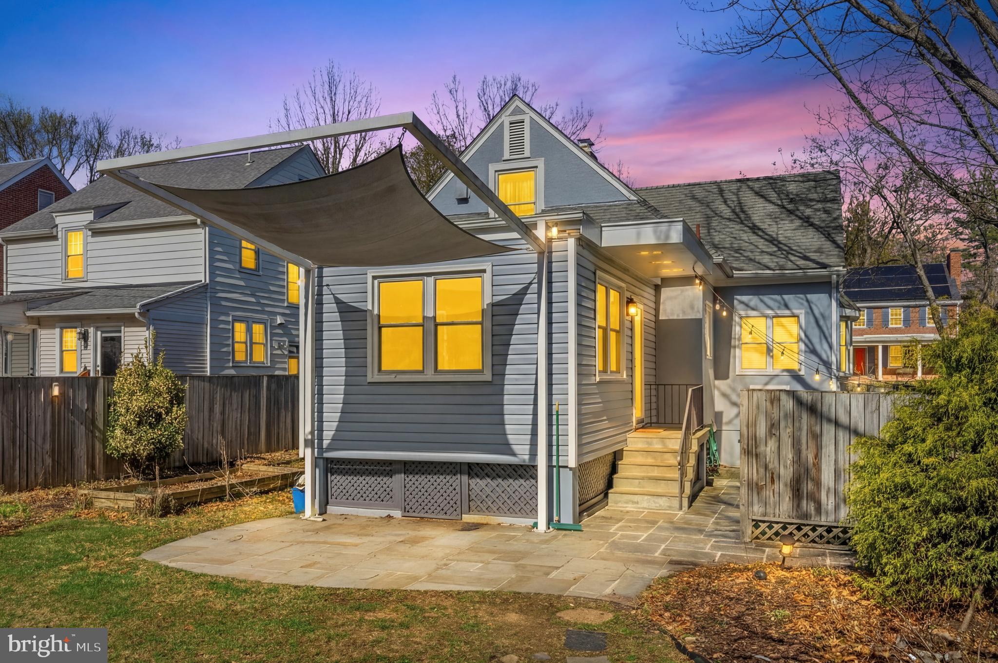 3032 STEPHENSON PLACE NW