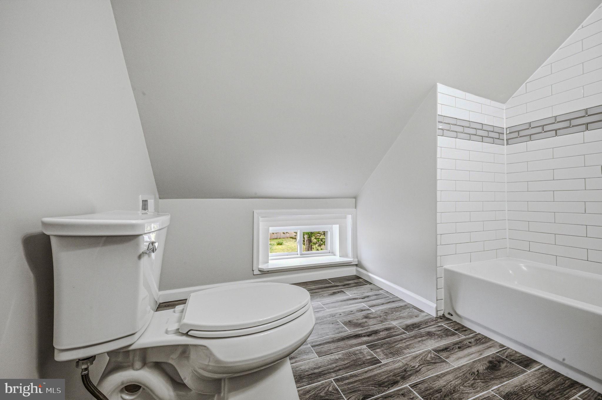 DOWNS CHAPEL - Residential