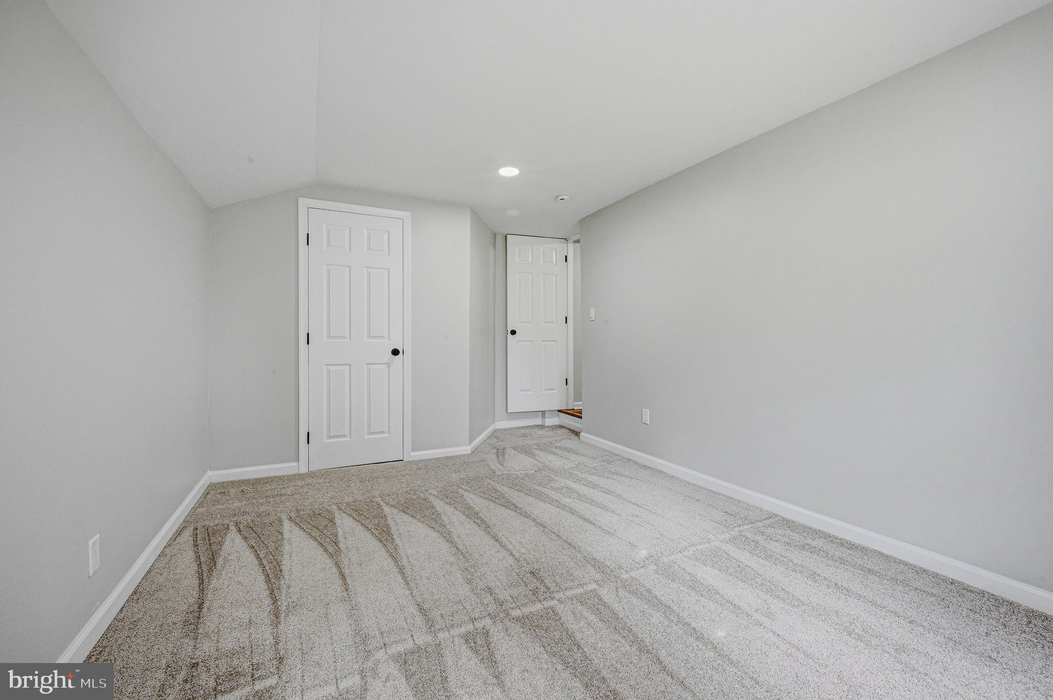 DOWNS CHAPEL - Residential