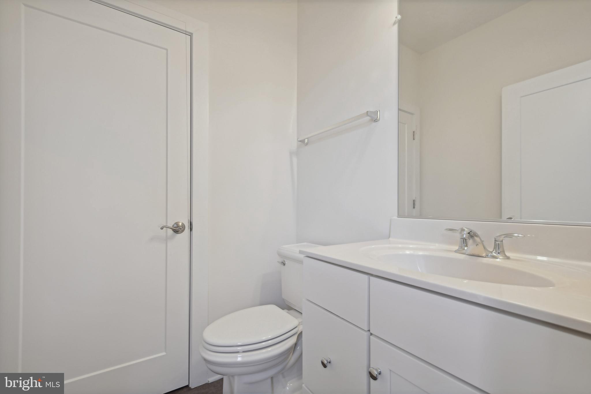 SM ONE LOUDOUN CONDO - Residential