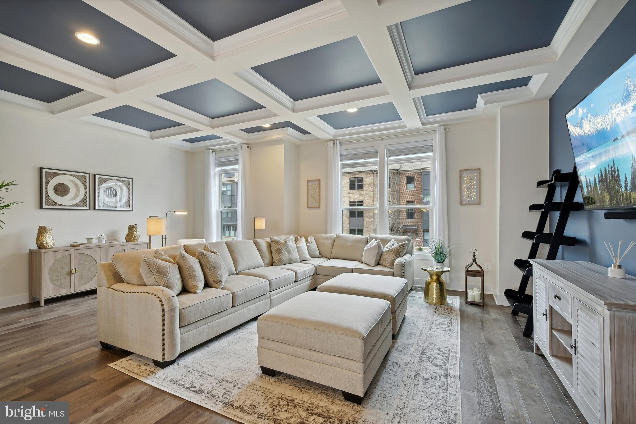 SM ONE LOUDOUN CONDO - Residential