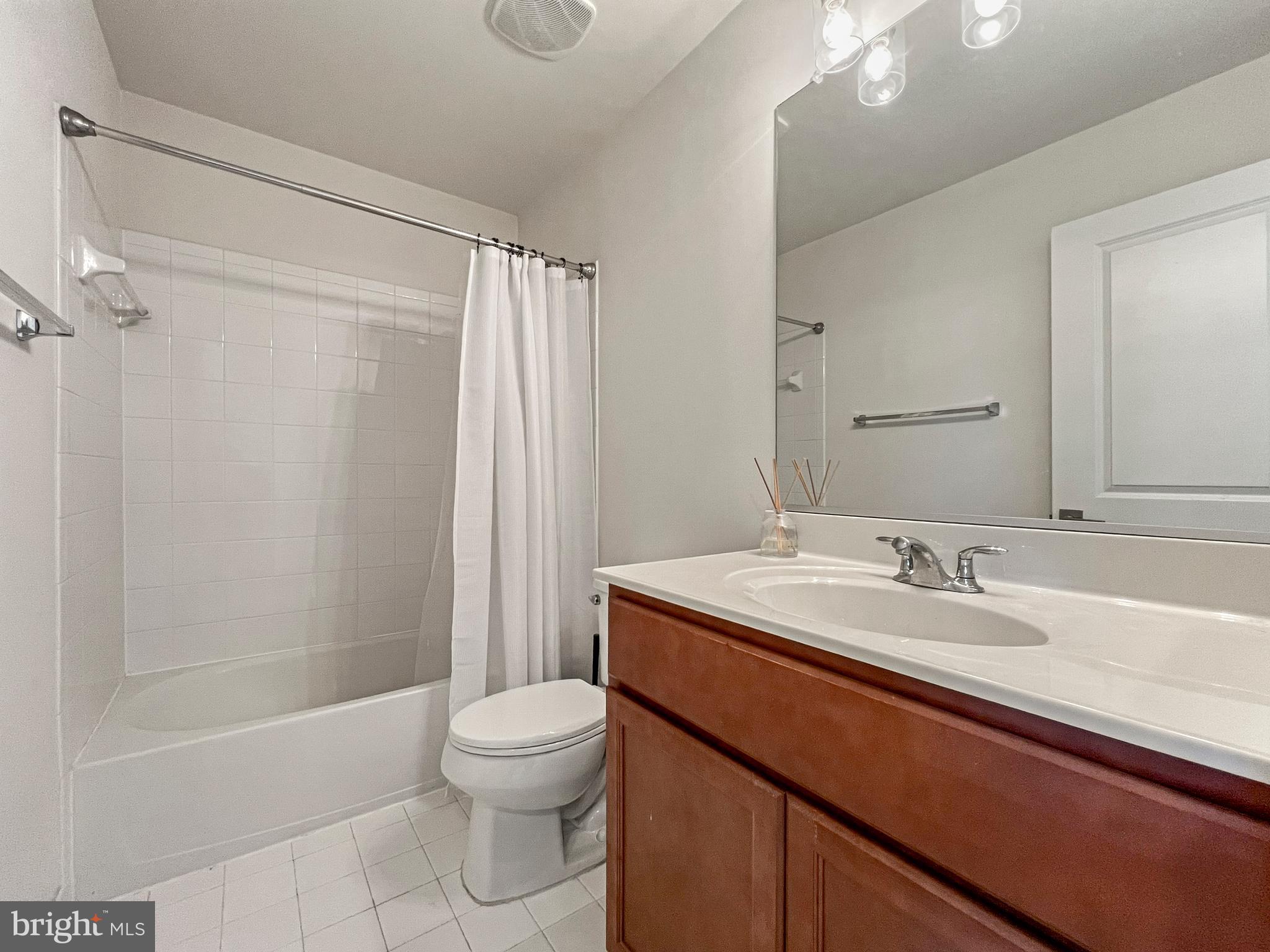 WALKER STATION - Residential Lease