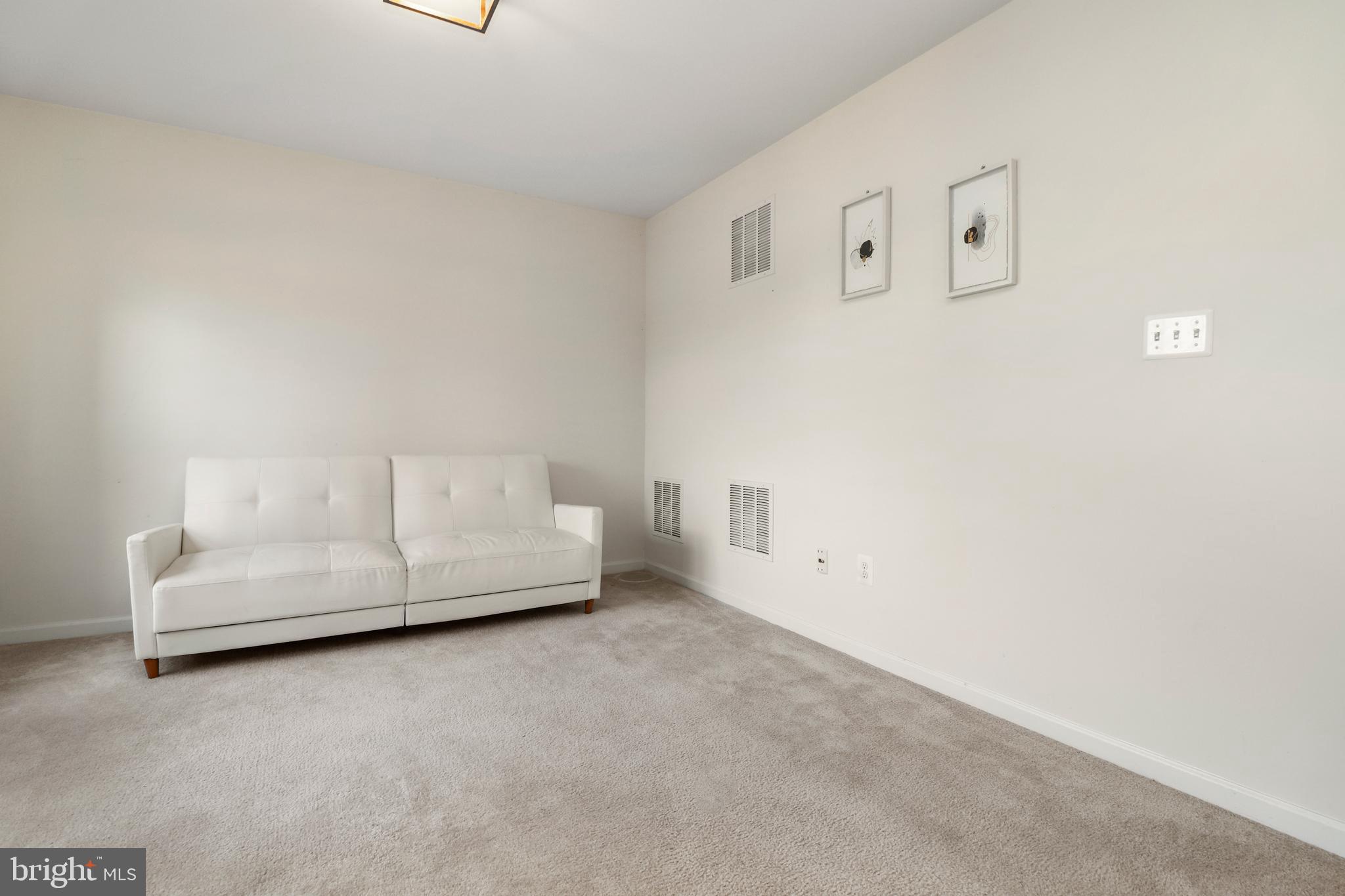 WALKER STATION - Residential Lease