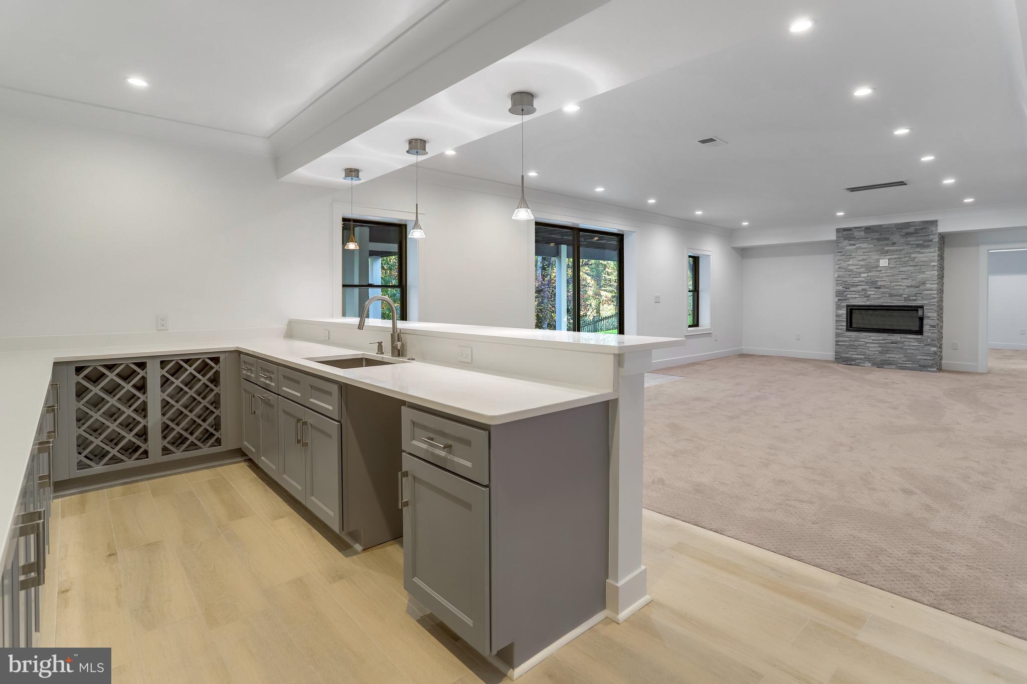 FOREST VILLA WOODS - Residential