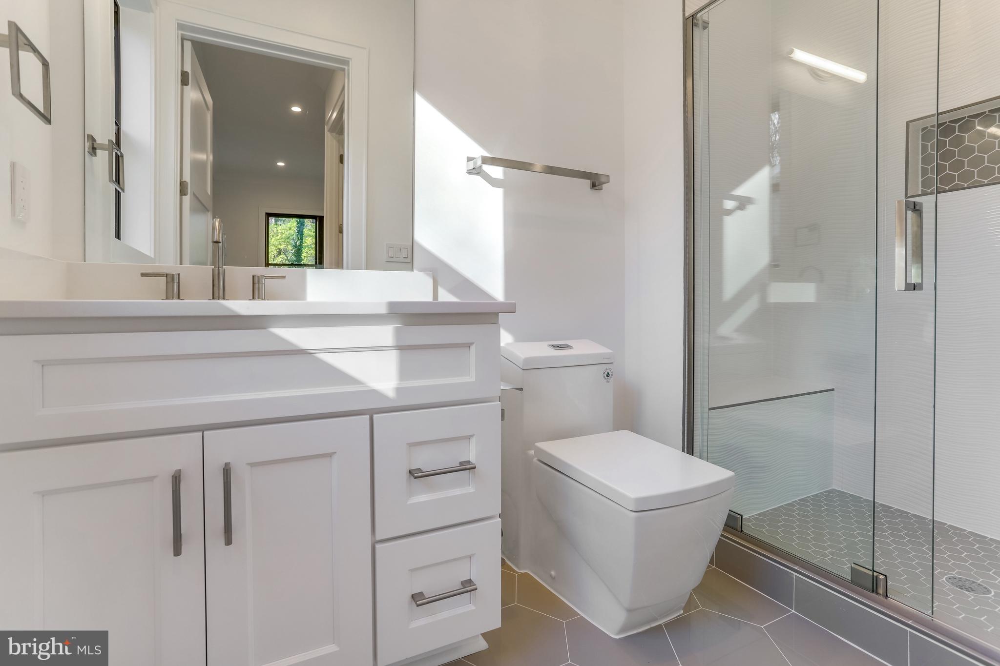 FOREST VILLA WOODS - Residential