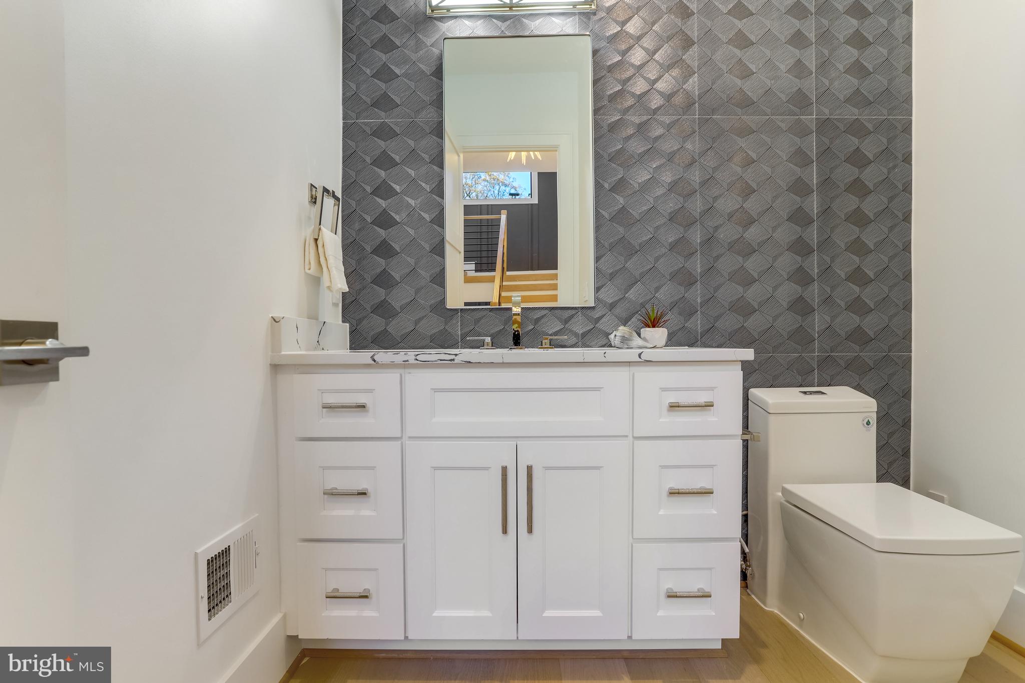 FOREST VILLA WOODS - Residential