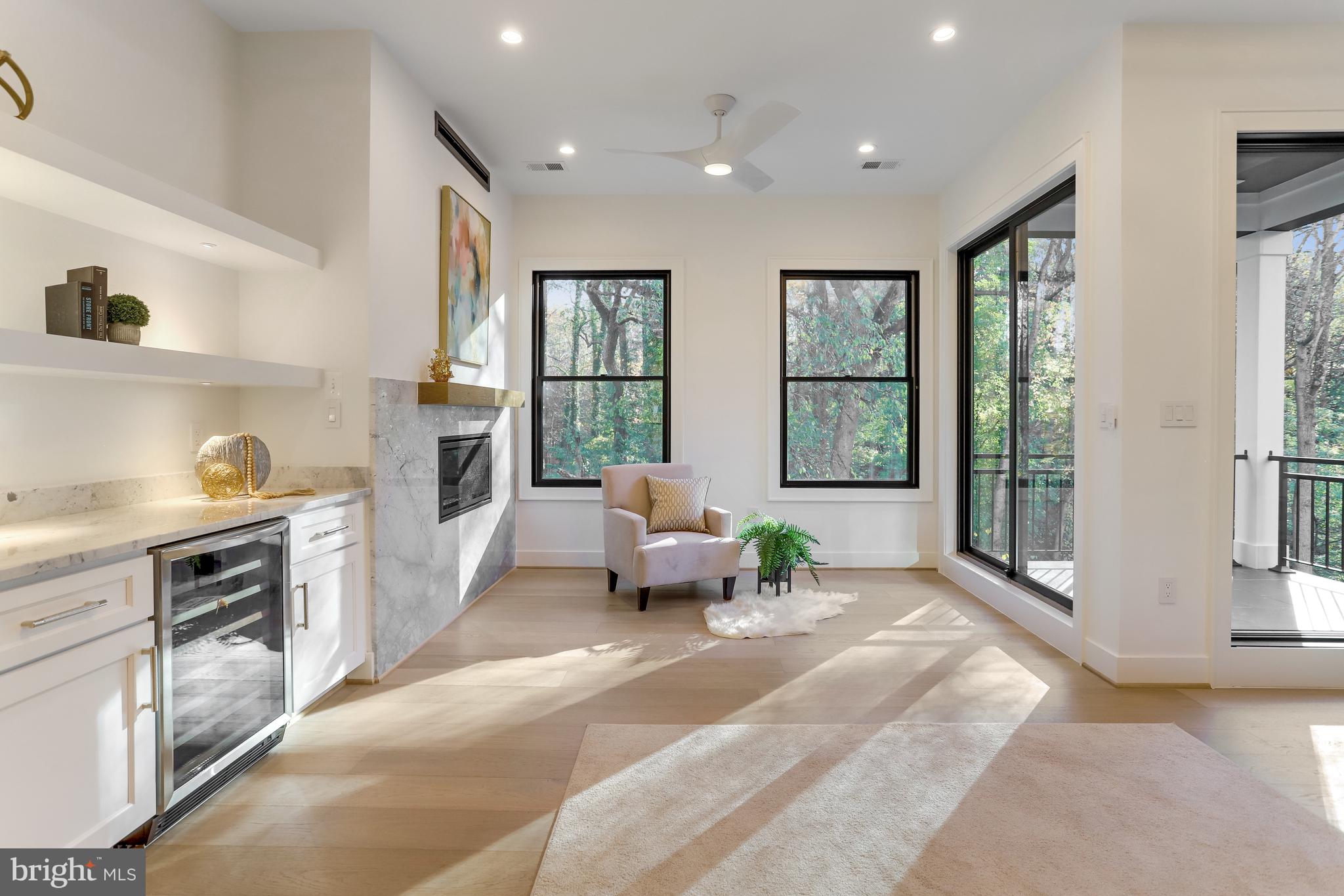 FOREST VILLA WOODS - Residential