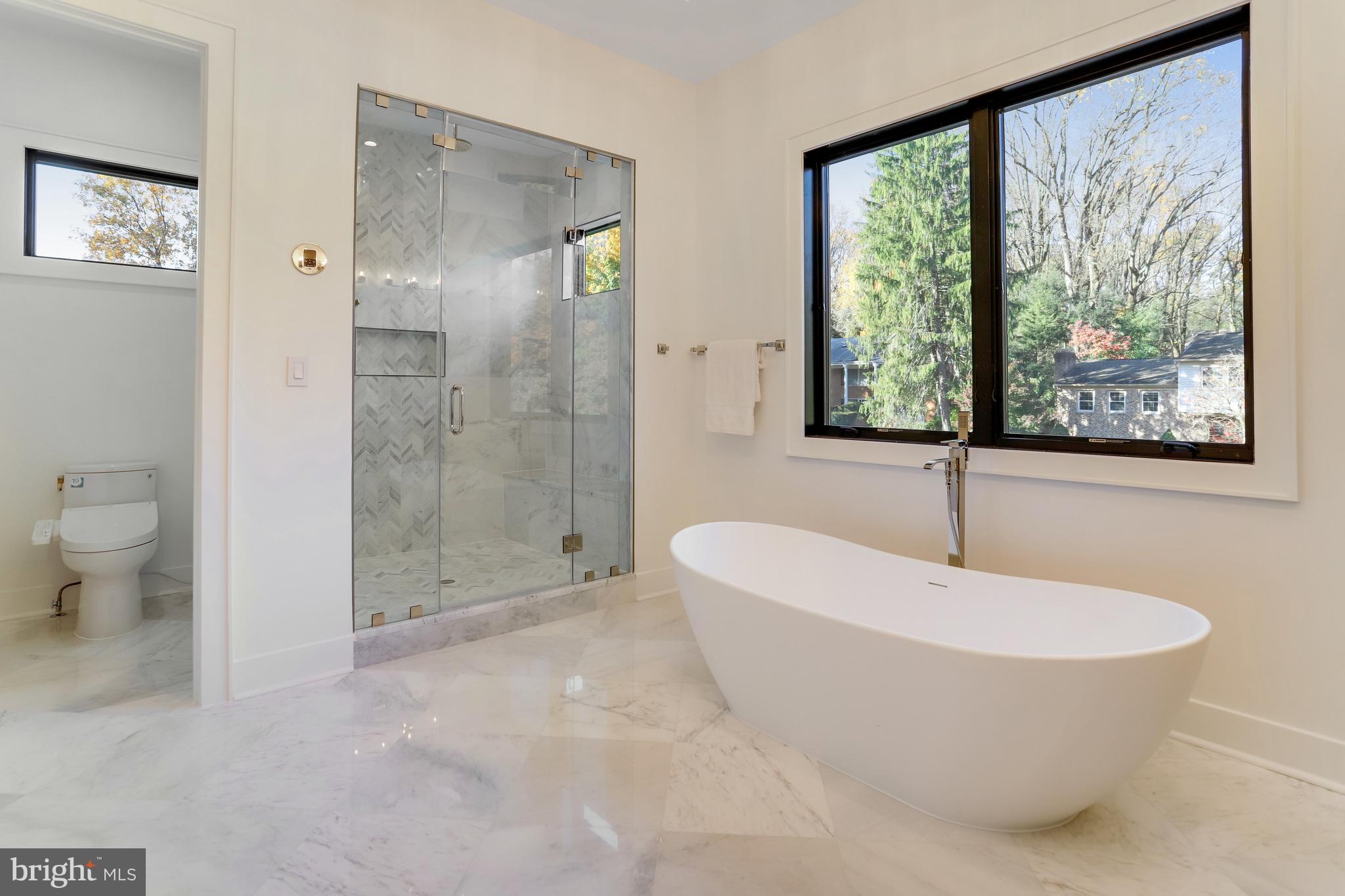 FOREST VILLA WOODS - Residential