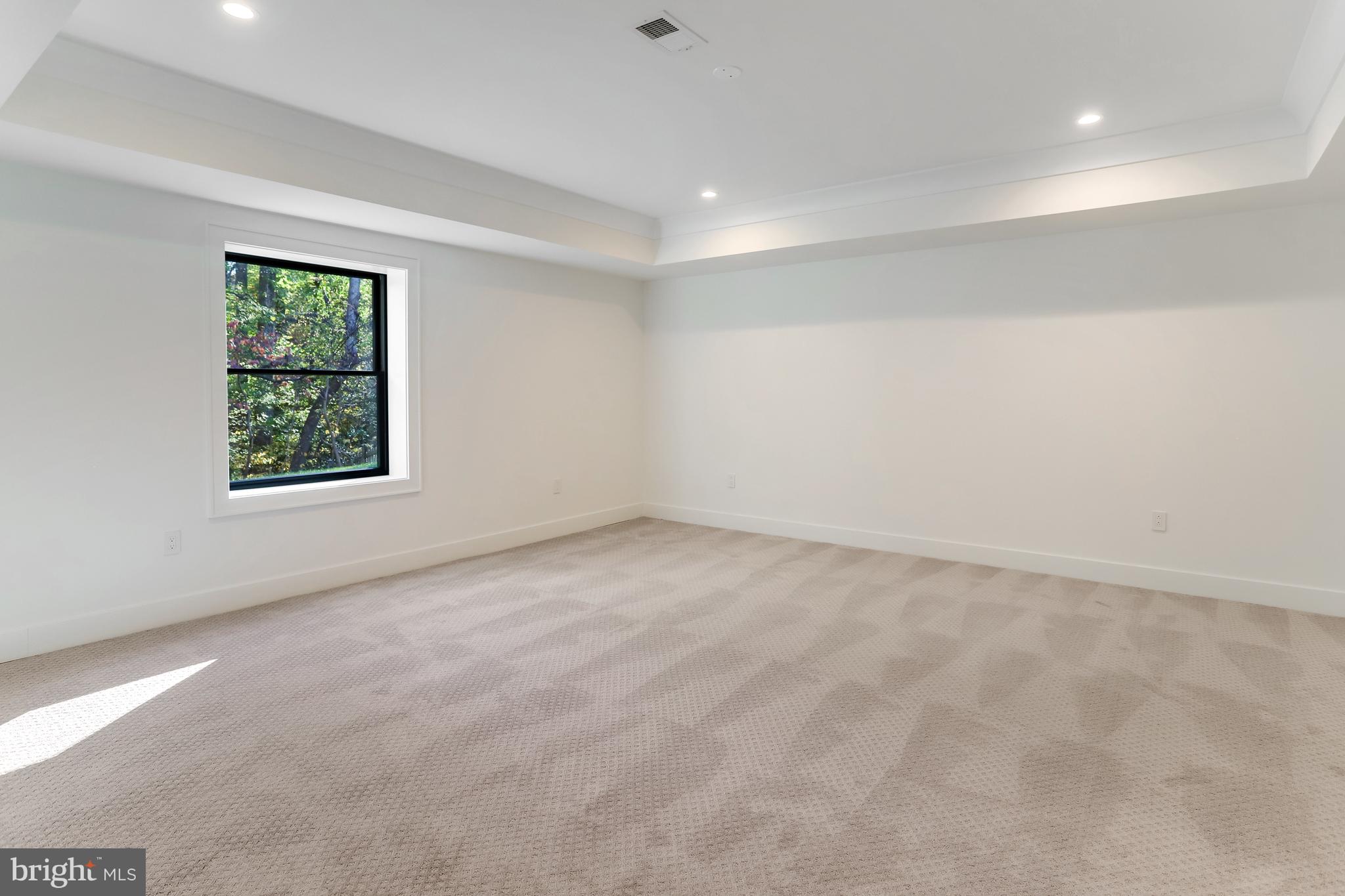 FOREST VILLA WOODS - Residential