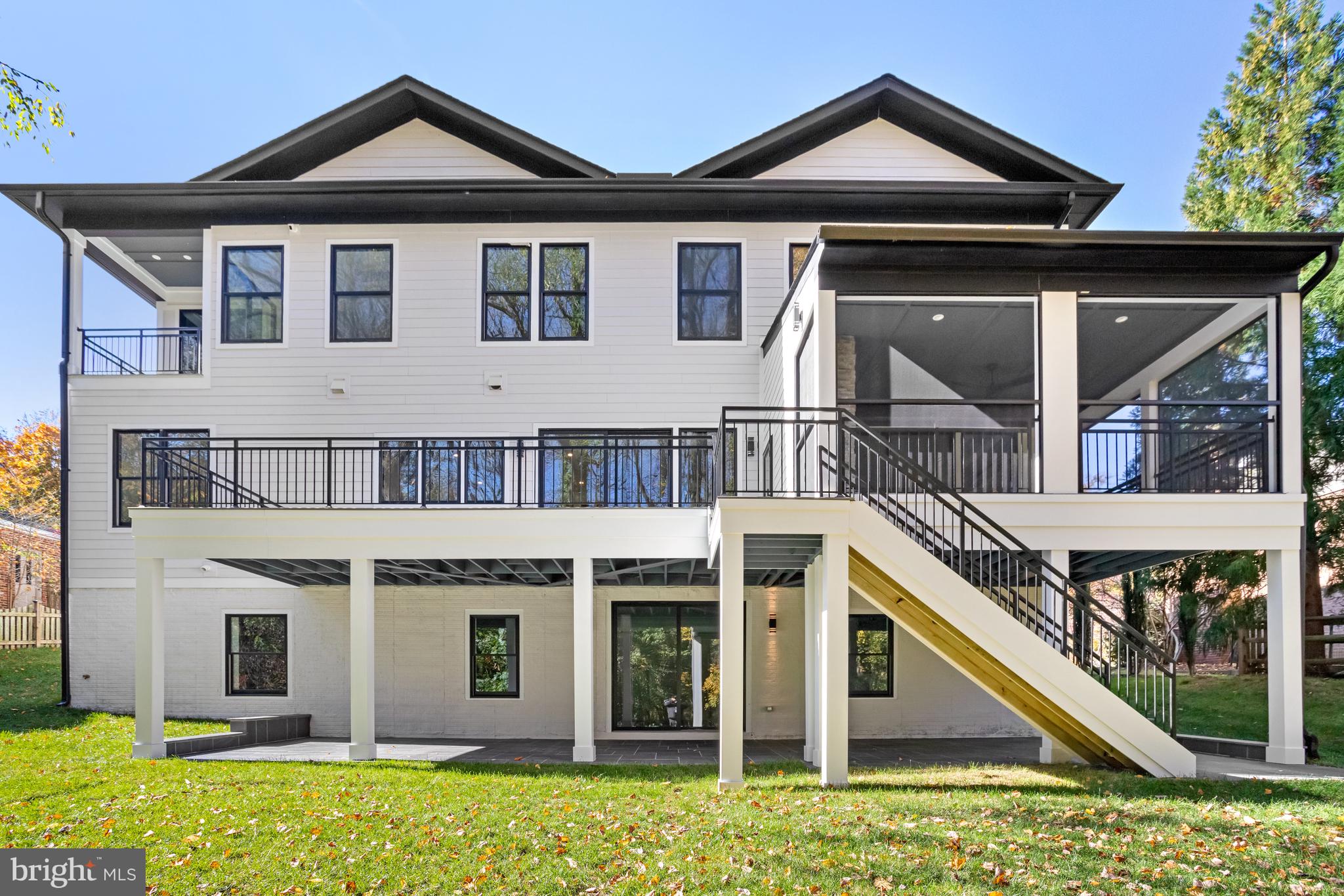 FOREST VILLA WOODS - Residential