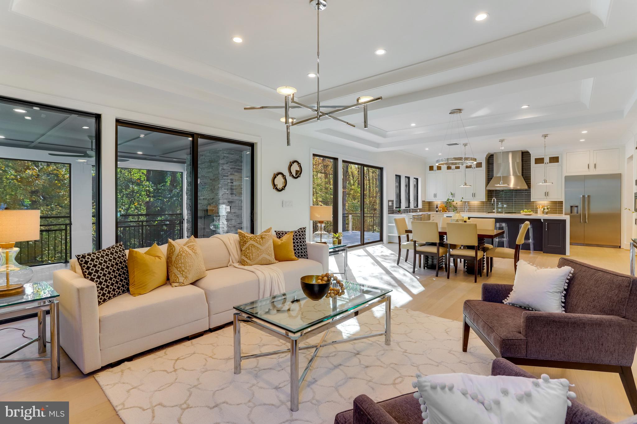 FOREST VILLA WOODS - Residential