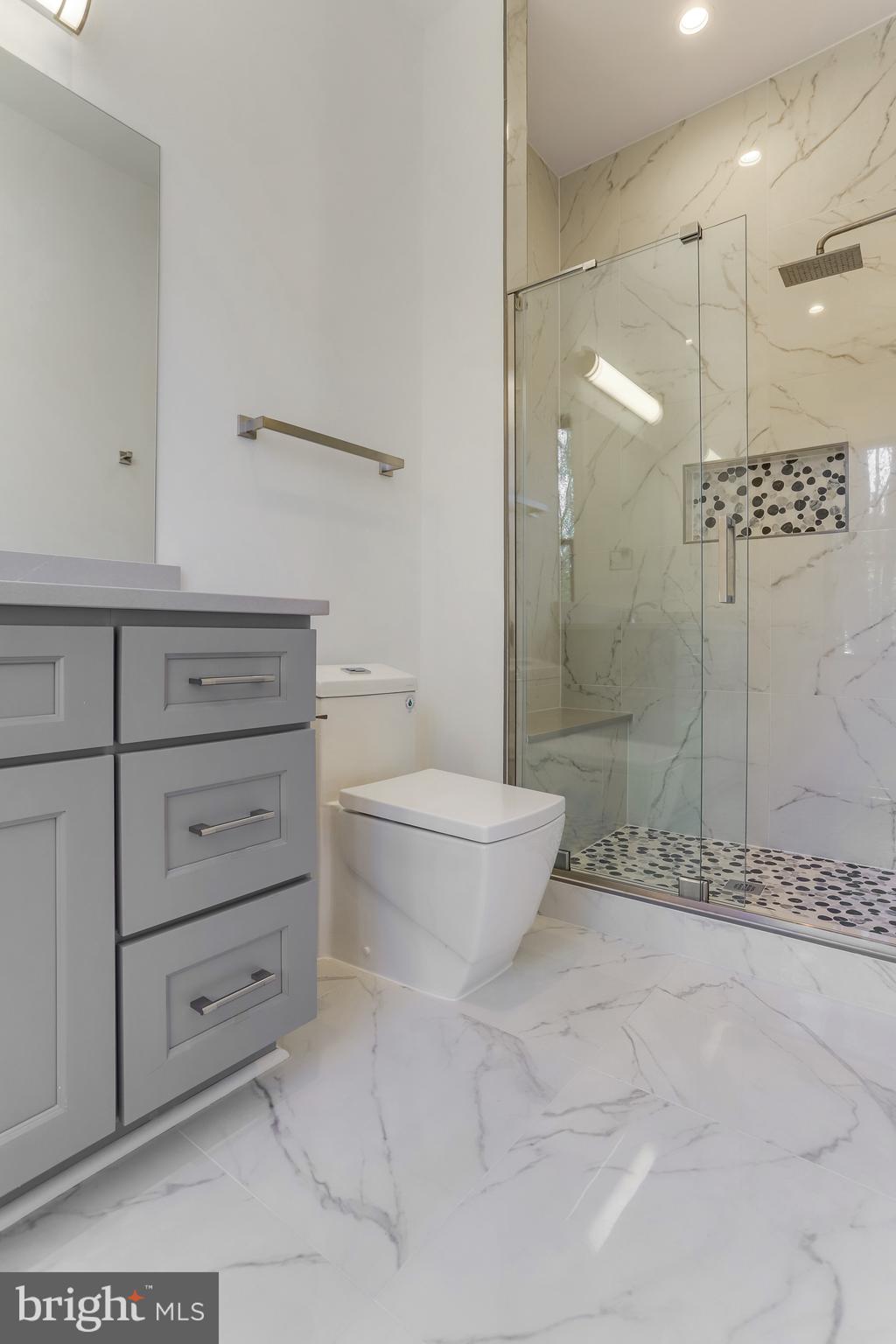 FOREST VILLA WOODS - Residential