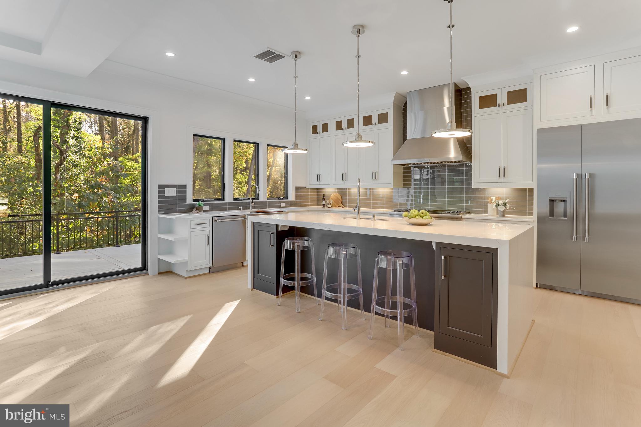 FOREST VILLA WOODS - Residential