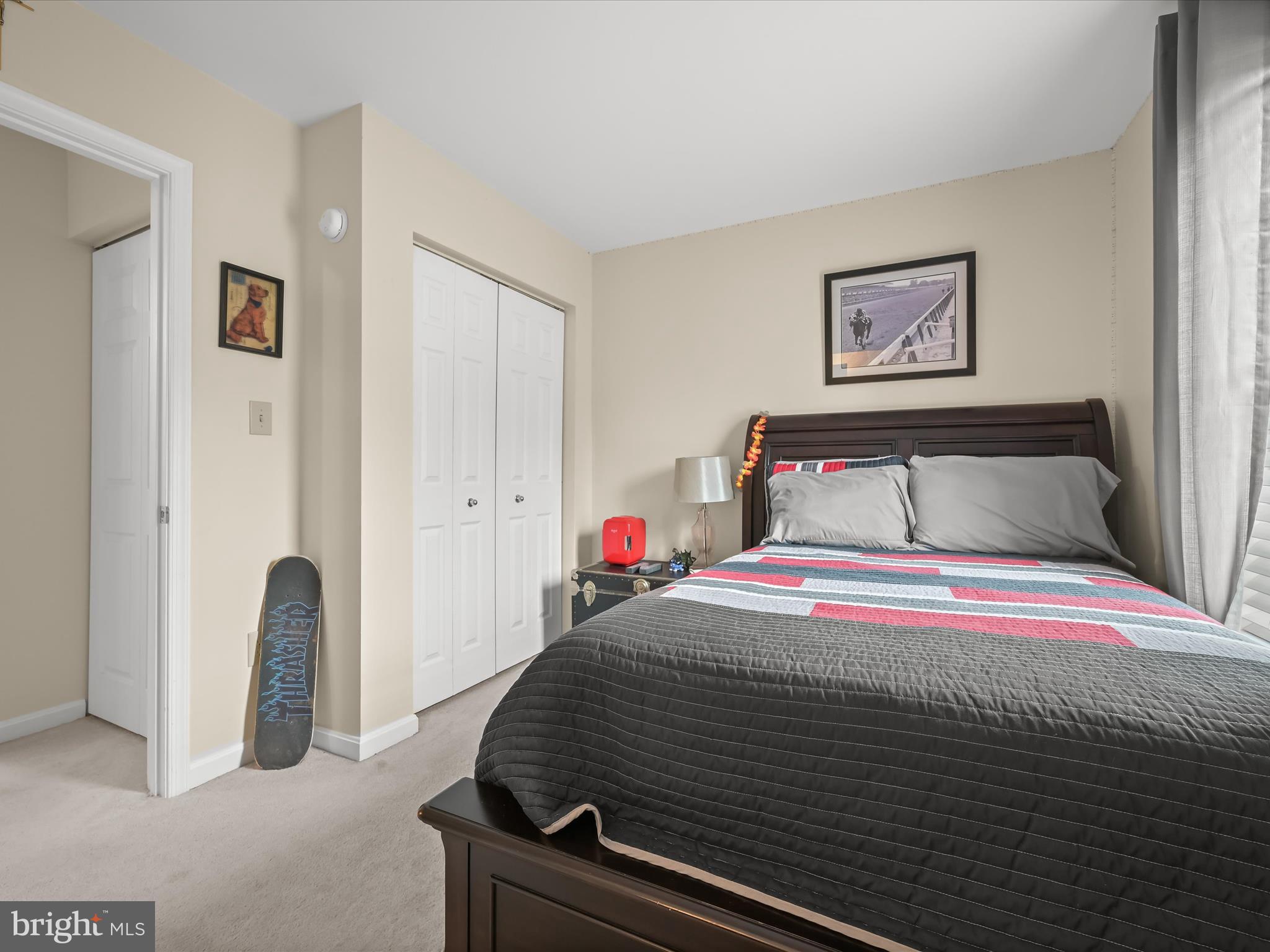 HUNTERS RUN - Residential