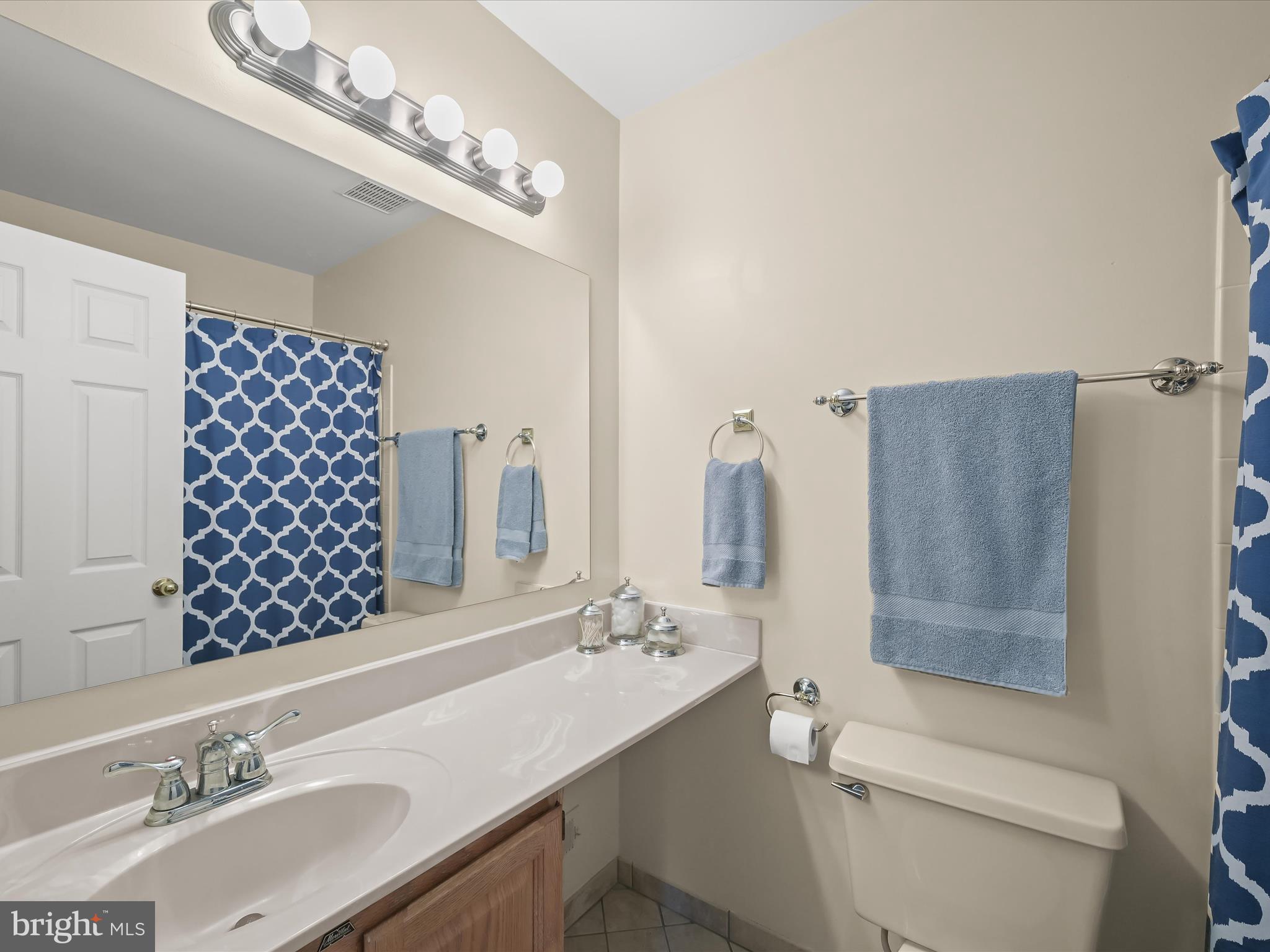 HUNTERS RUN - Residential