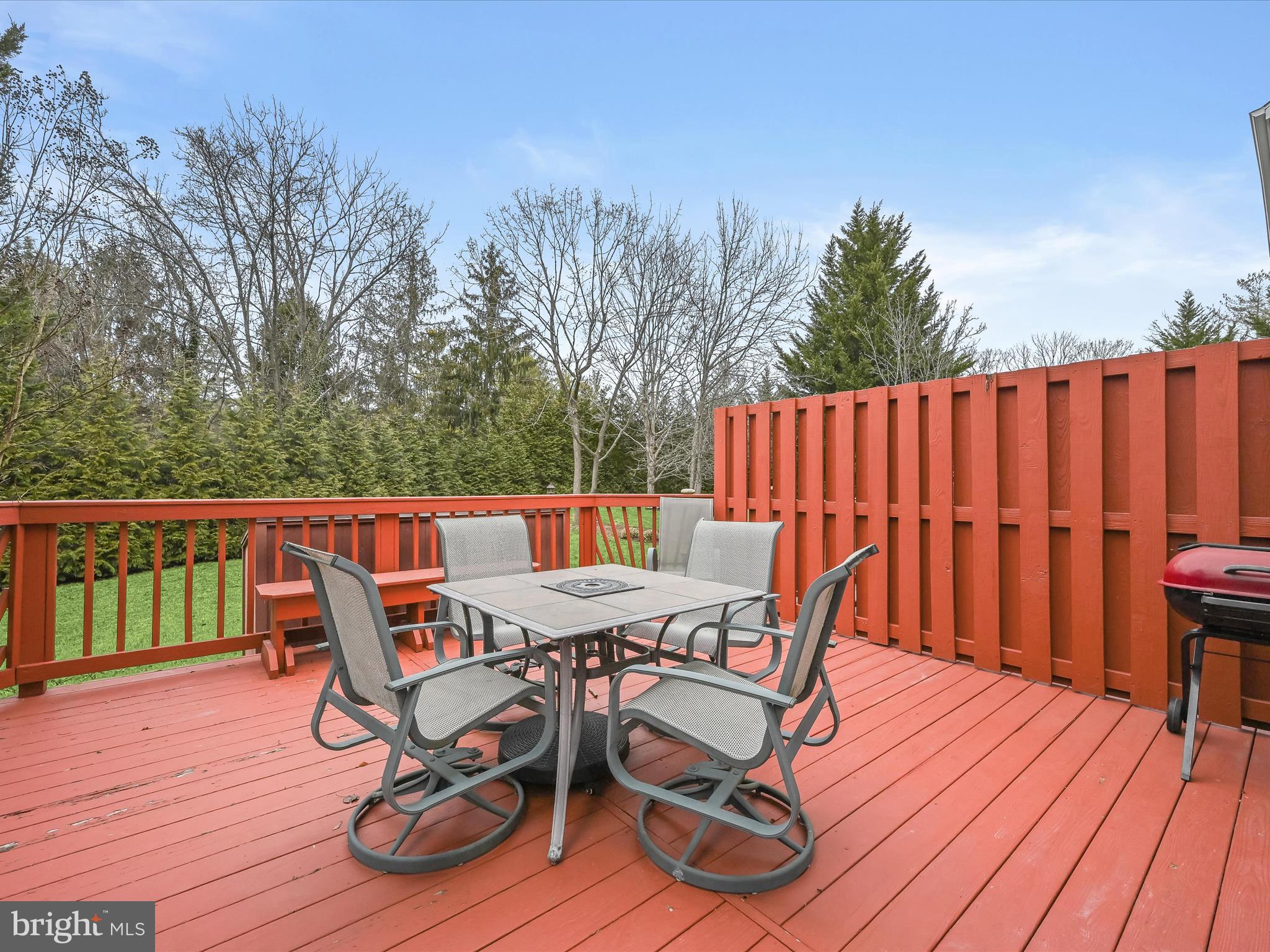 HUNTERS RUN - Residential