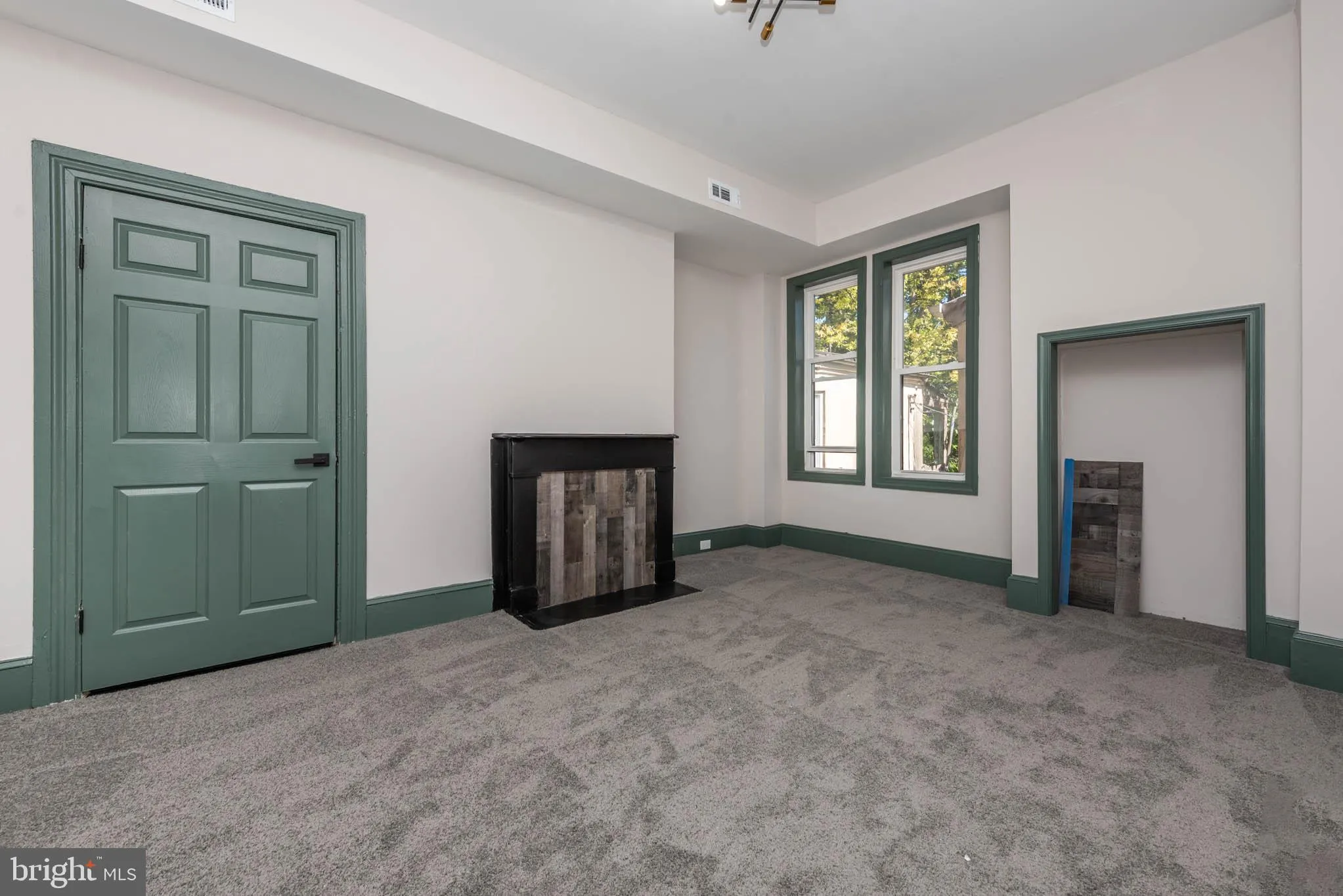 Baltimore, Maryland 21223, United States, 4 Bedrooms Bedrooms, ,3 BathroomsBathrooms,Residential,Active,38052