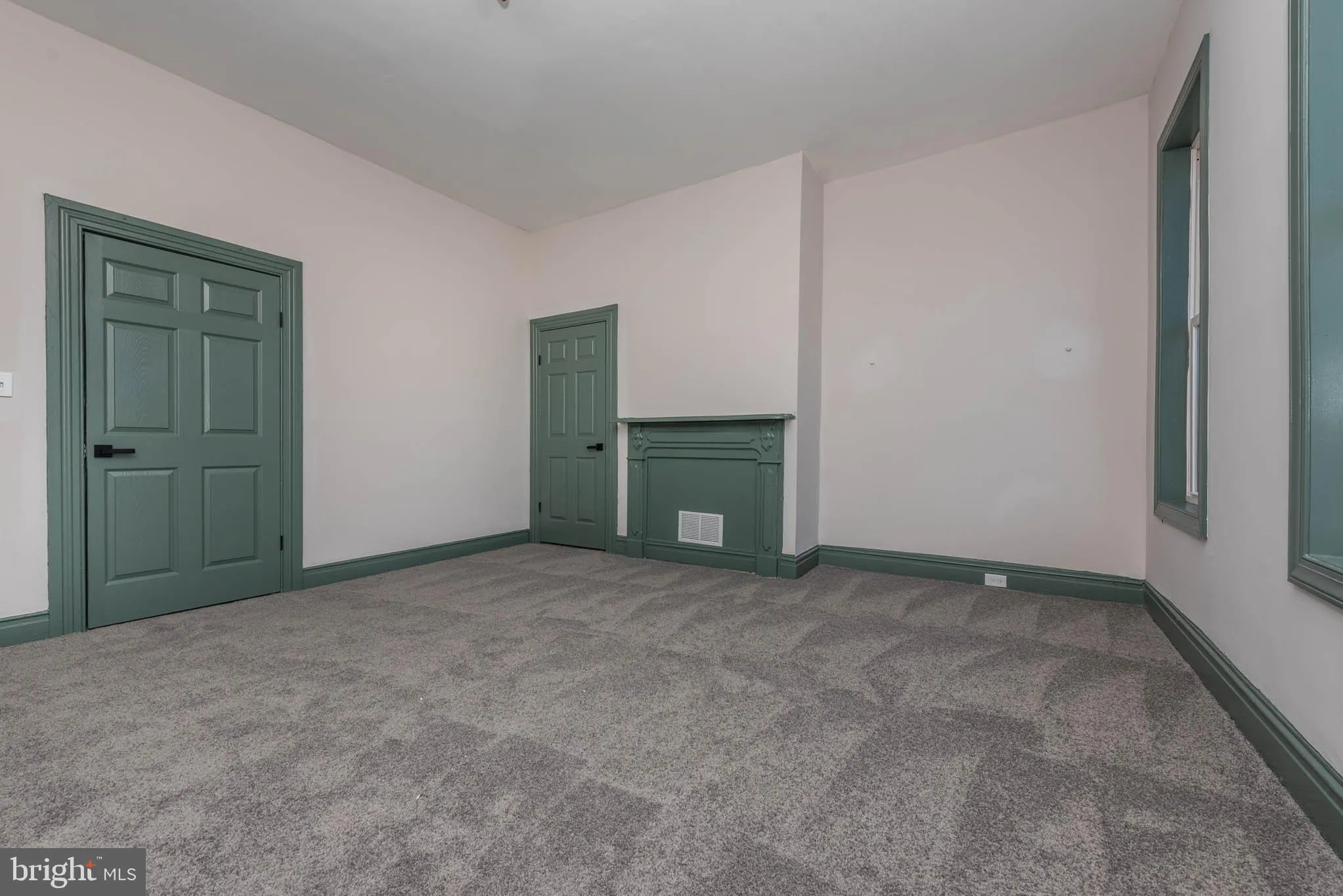 Baltimore, Maryland 21223, United States, 4 Bedrooms Bedrooms, ,3 BathroomsBathrooms,Residential,Active,38052