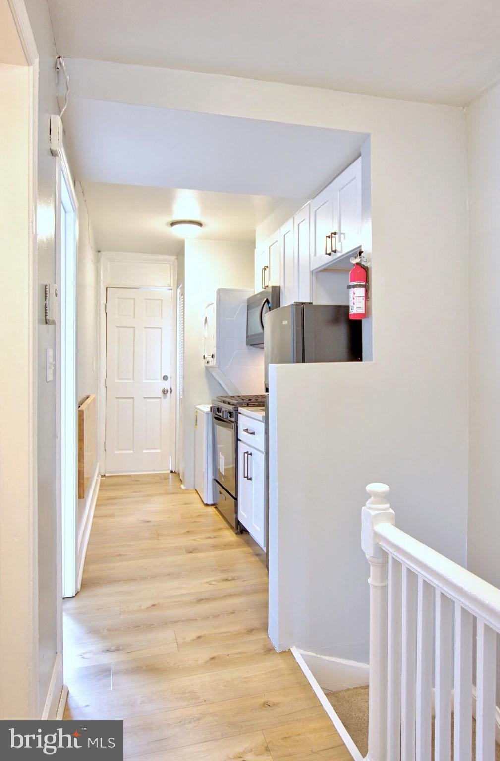 2538 9TH STREET NW B