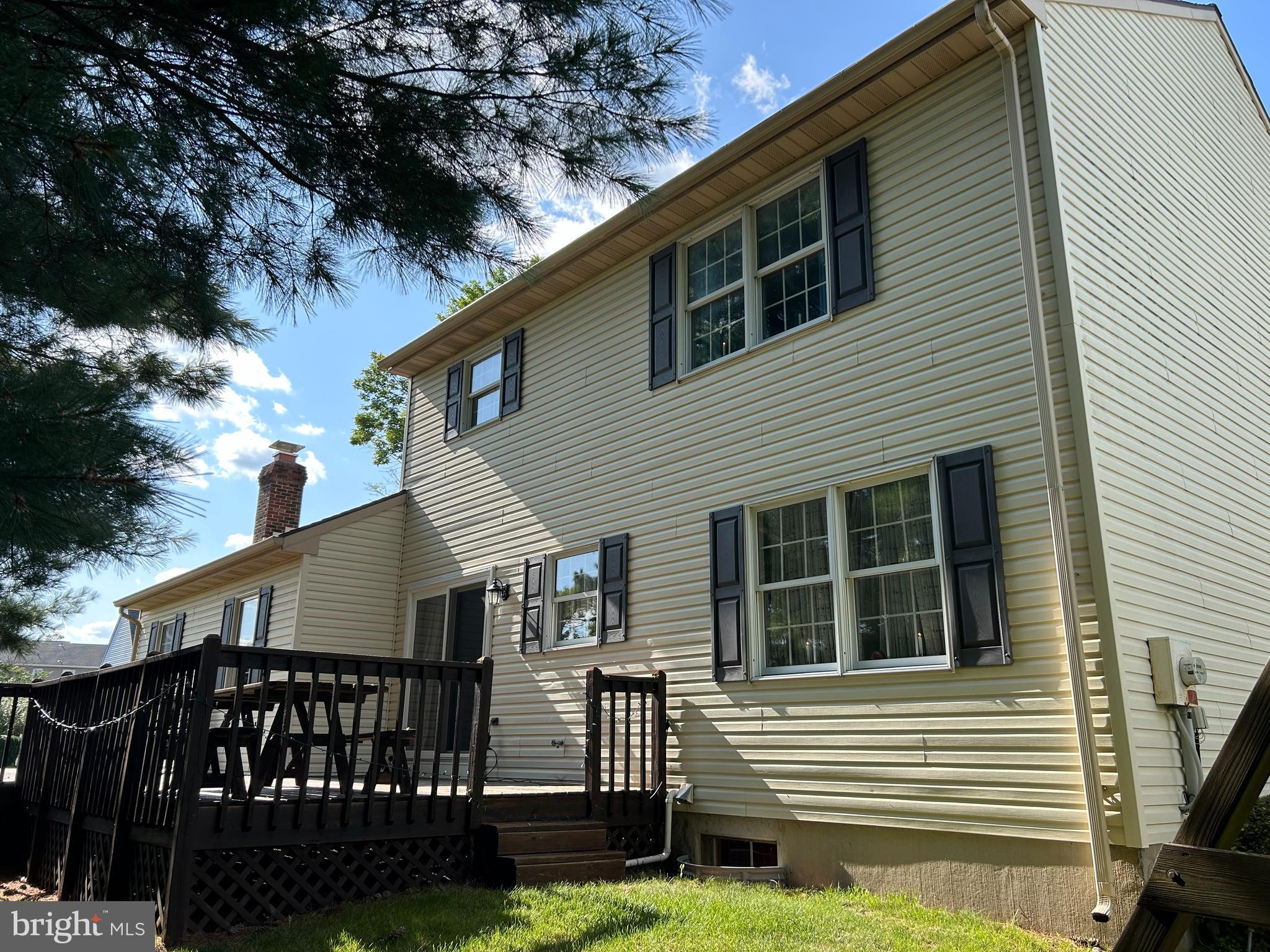 VILLAGE OF ASHLEA - Residential