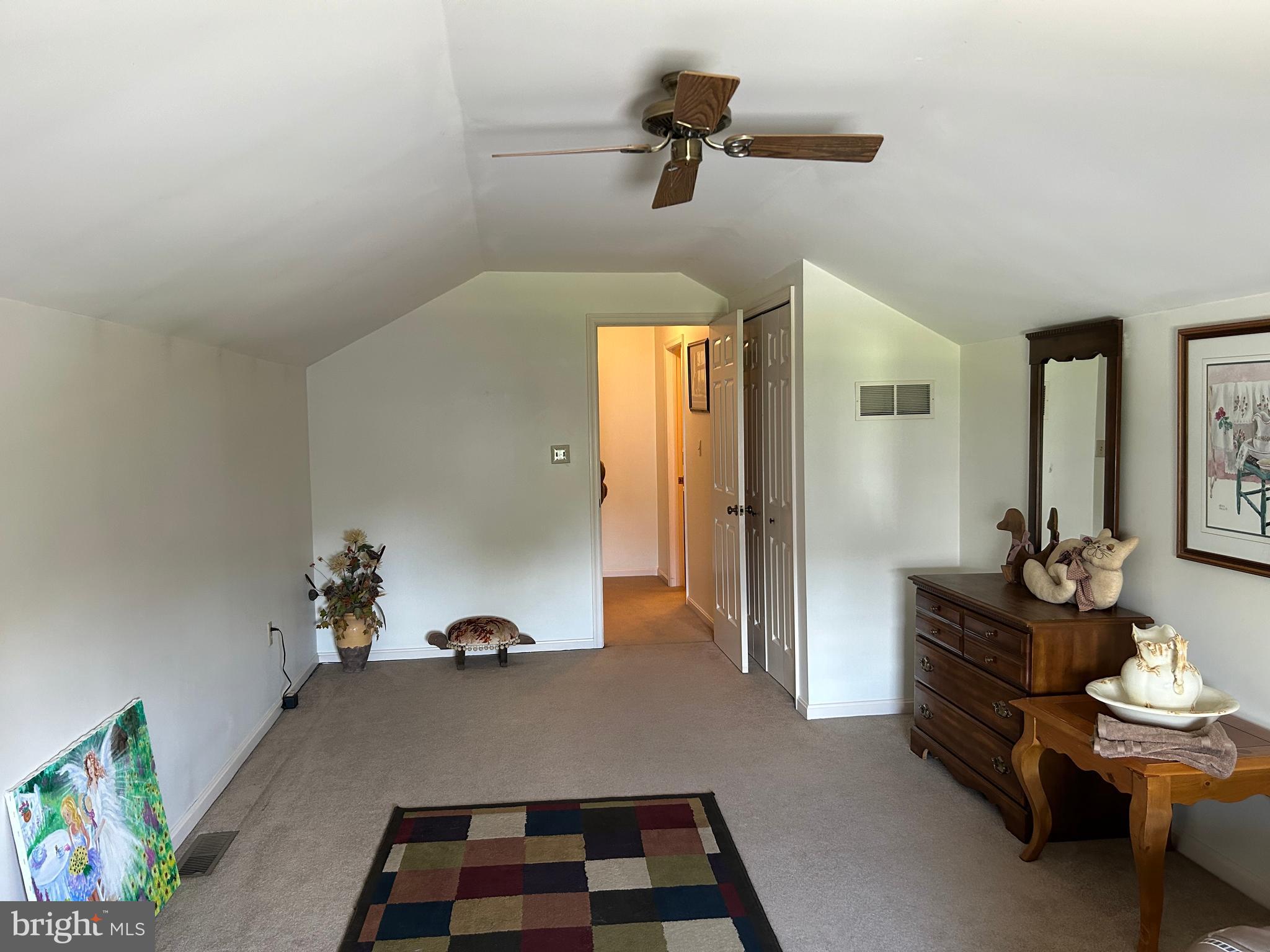 VILLAGE OF ASHLEA - Residential