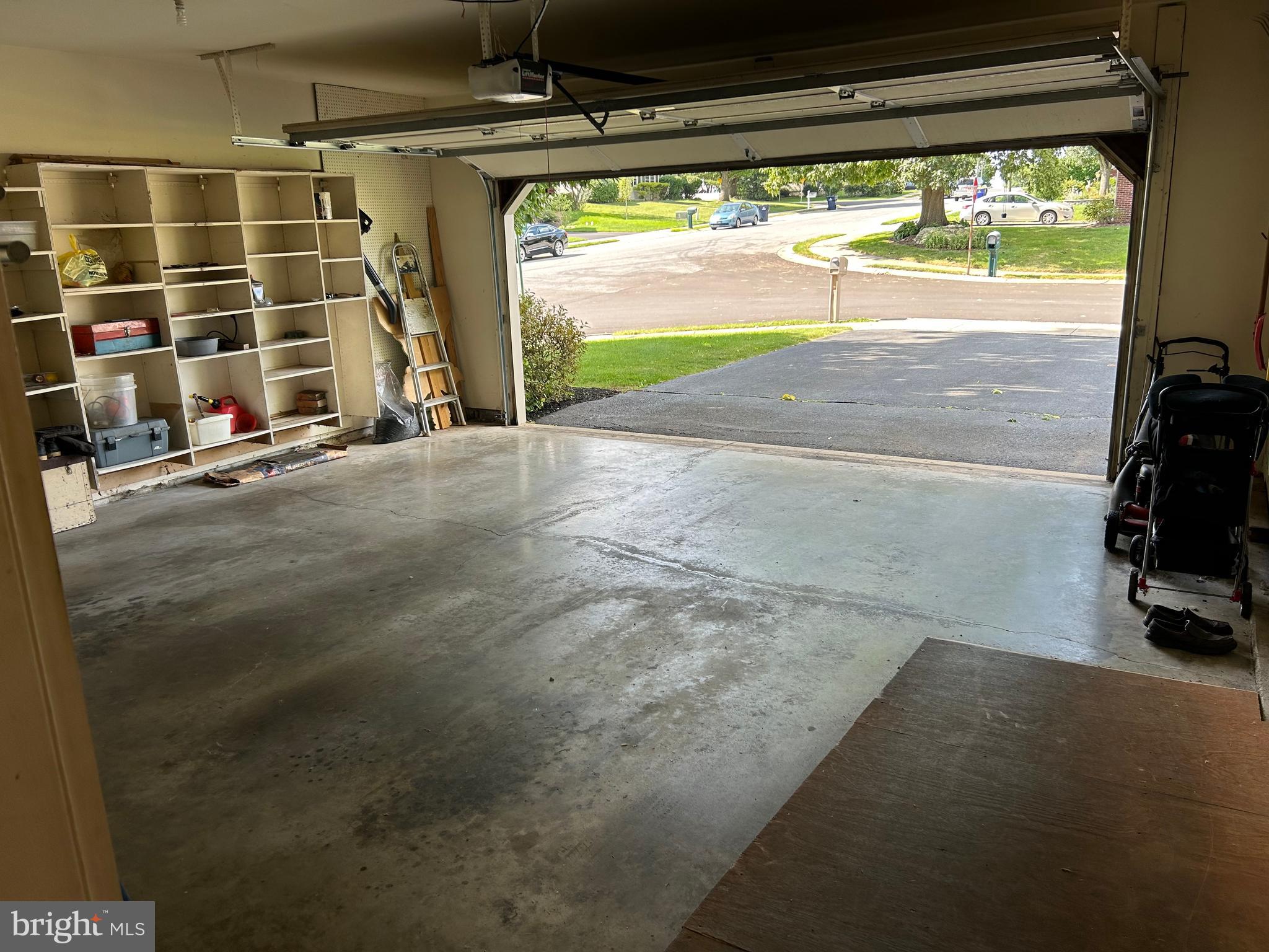 VILLAGE OF ASHLEA - Residential