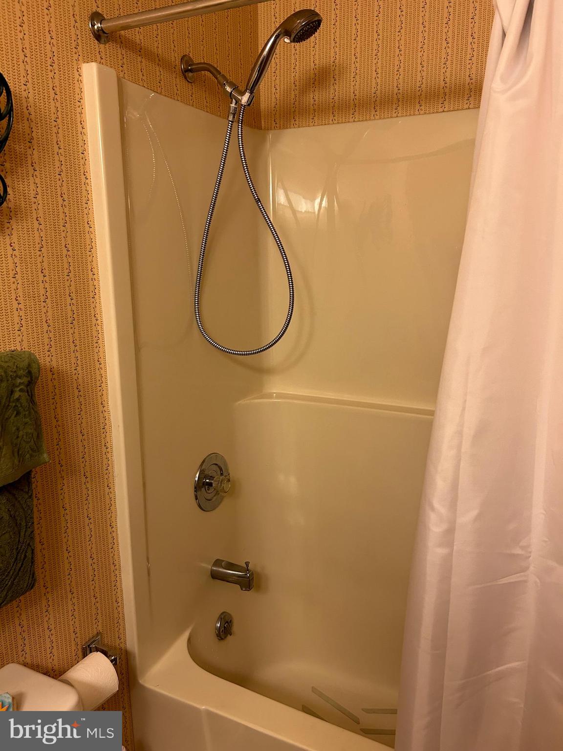 VILLAGE OF ASHLEA - Residential