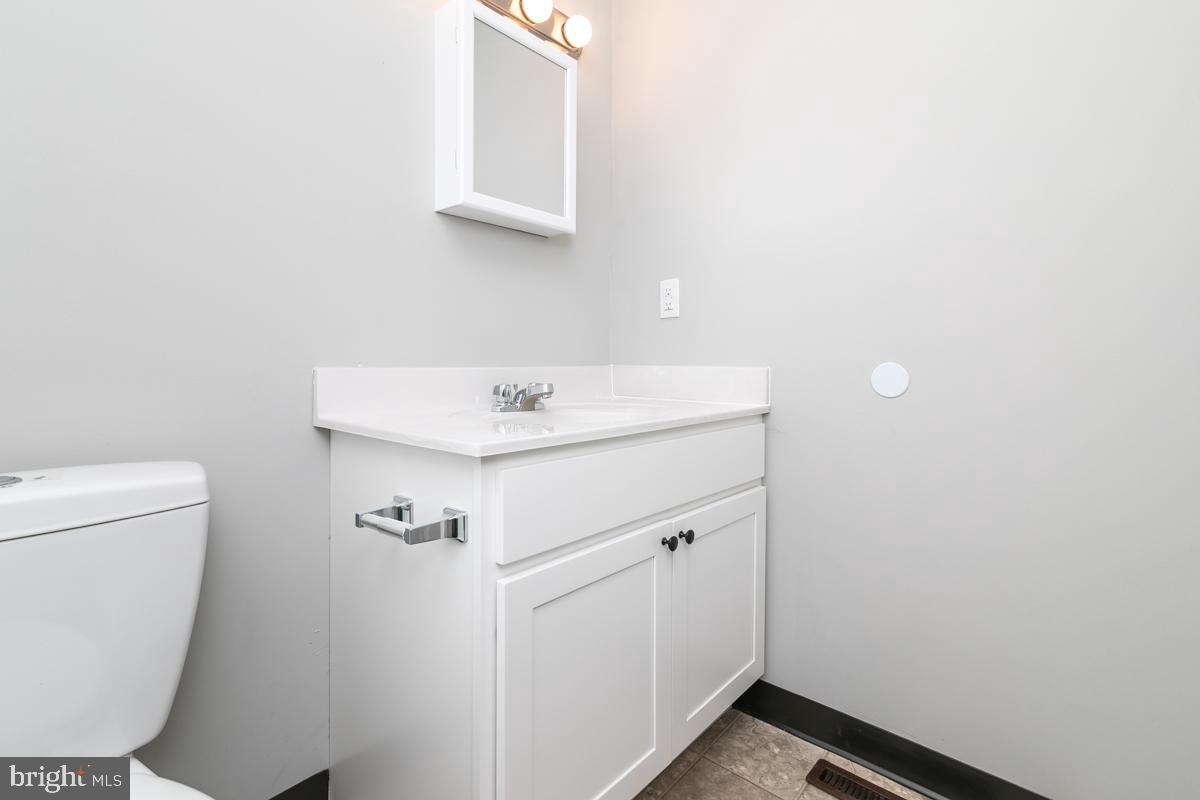 WHITE COVE - Residential