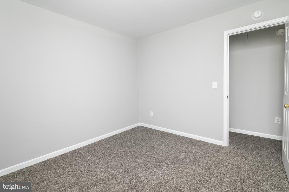 WHITE COVE - Residential